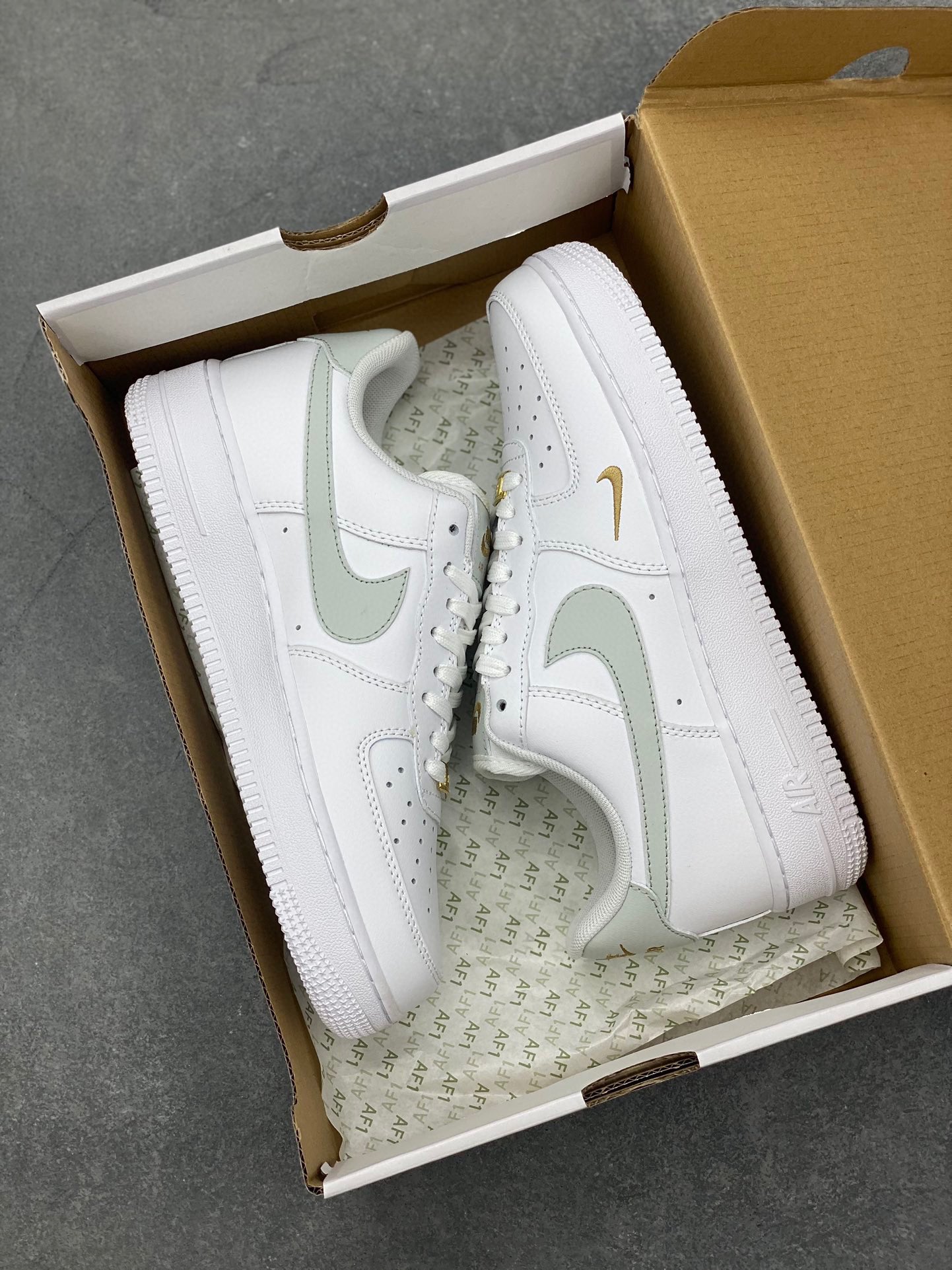 Nike Air Force 1 '07 Low White CZ0270-106 - Authentic Design & Comfort 10 i1716836650 4100 7