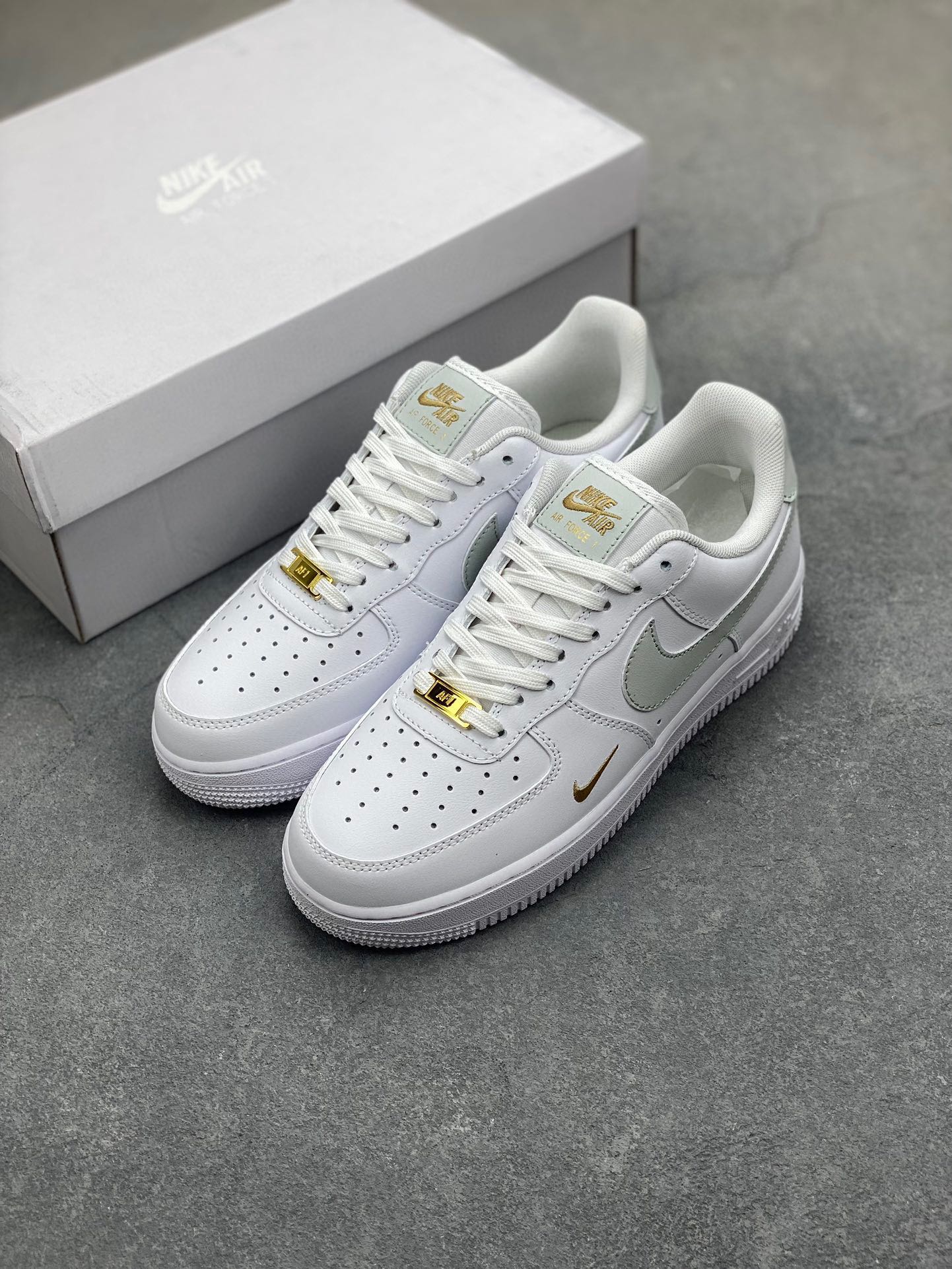 Nike Air Force 1 '07 Low White CZ0270-106 - Authentic Design & Comfort 9 i1716836650 6792 3