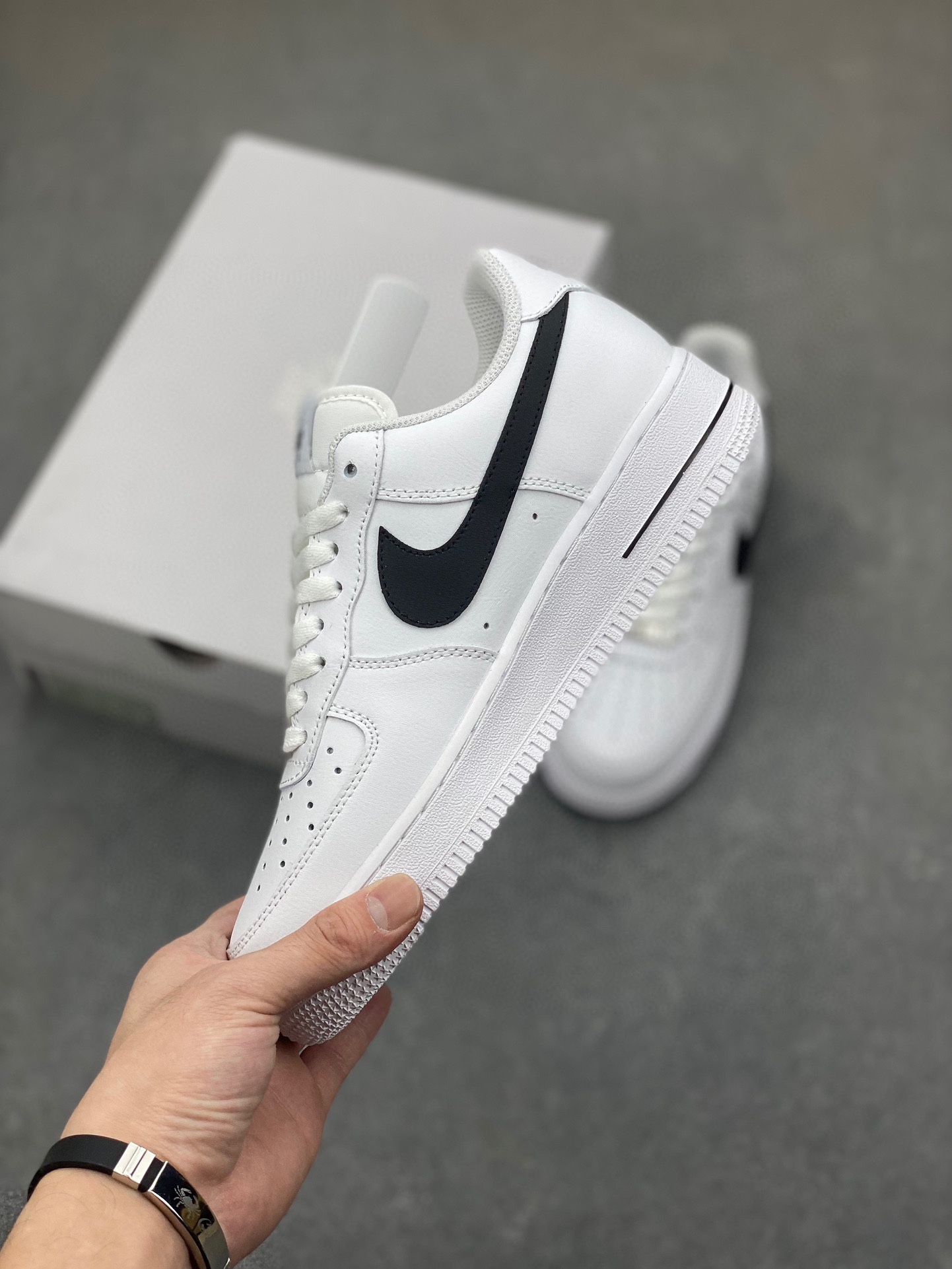Nike Air Force 1 '07 Low White/Black - Iconic Style & Comfort 4 i1716836858 6766 2