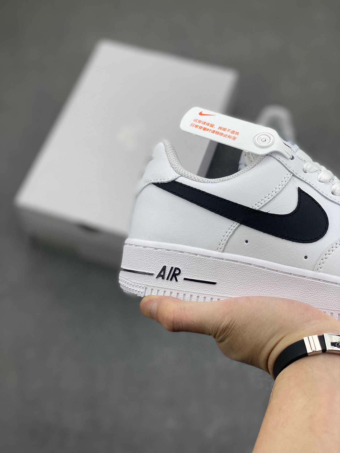Nike Air Force 1 '07 Low White/Black - Iconic Style & Comfort 6 i1716836858 9187 3