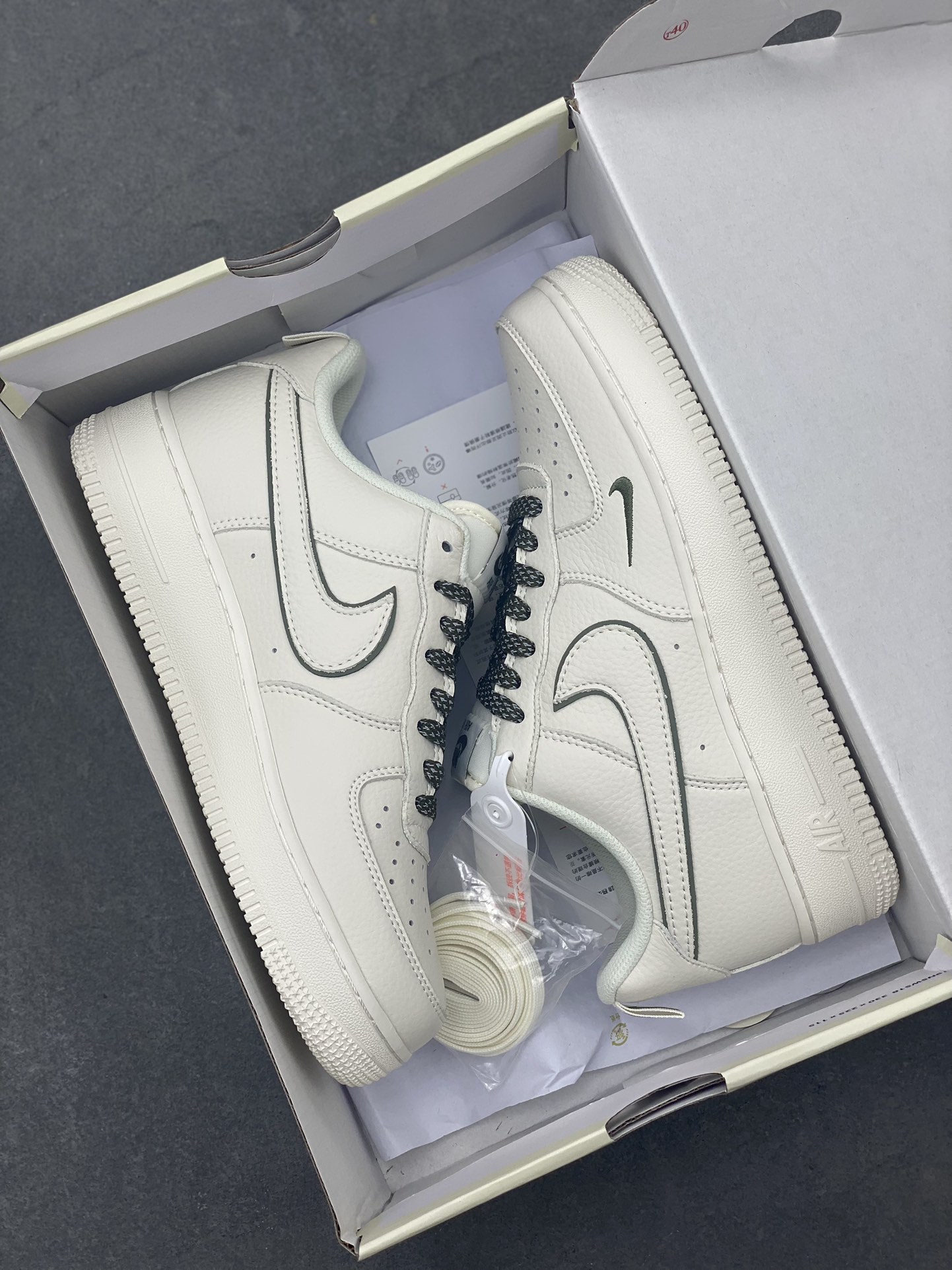 Nike Air Force 1 Low '07 Classic Green: Reflective Low-Top Sneakers 10 i1717005139 4704 0