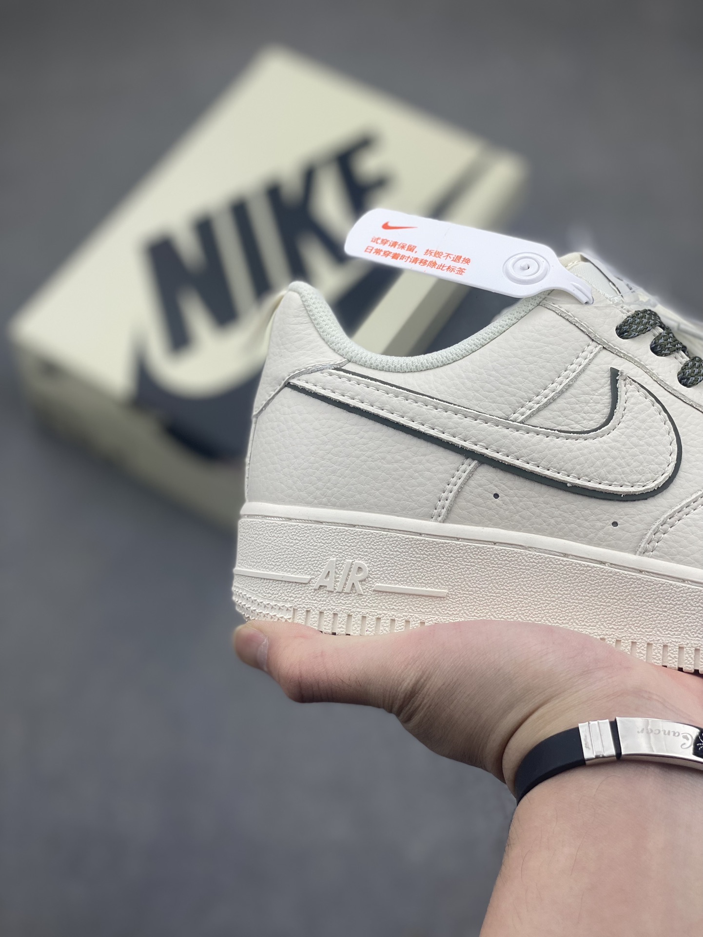 Nike Air Force 1 Low '07 Classic Green: Reflective Low-Top Sneakers 6 i1717005140 1579 7
