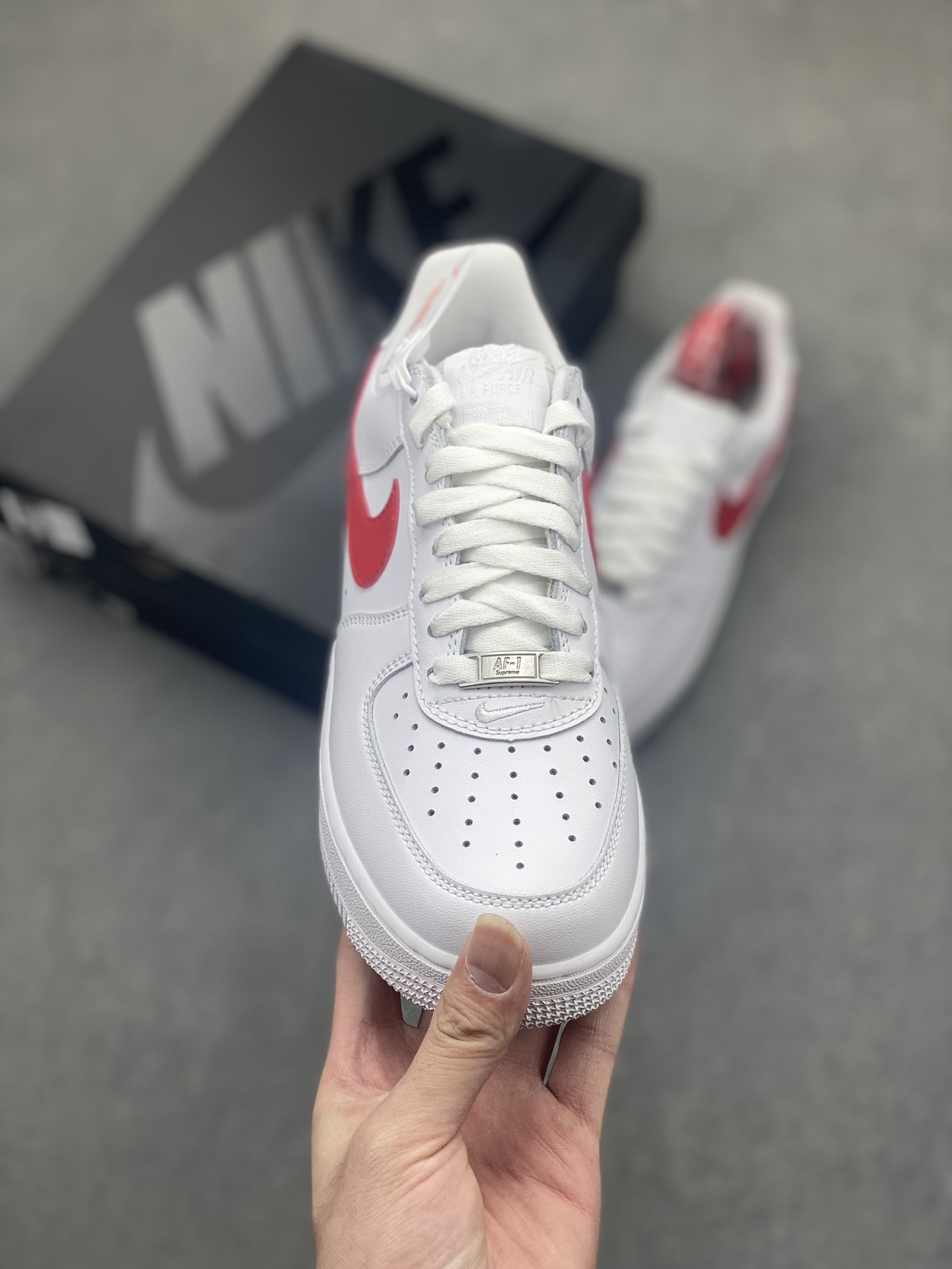 Supreme x Nike Air Force 1 Low White/Red - CU9225-101 Limited Edition 3 i1717005431 2134 3