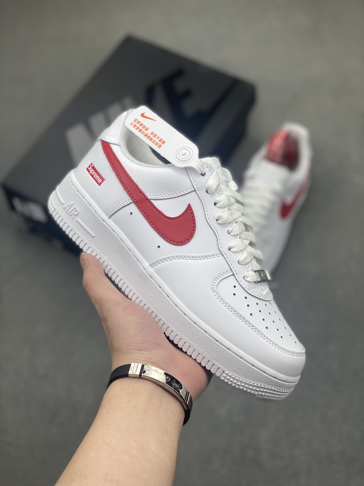 Supreme x Nike Air Force 1 Low White/Red - CU9225-101 Limited Edition 2 i1717005431 2887 2
