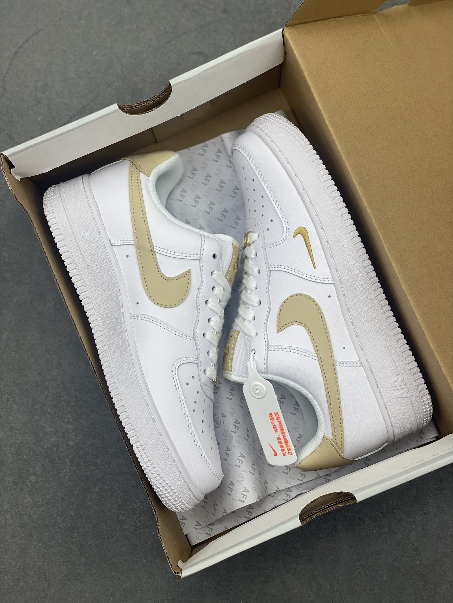 Nike Air Force 1 Low White/Gold: Iconic Style, Superior Comfort 10 i1717005698 6301 6