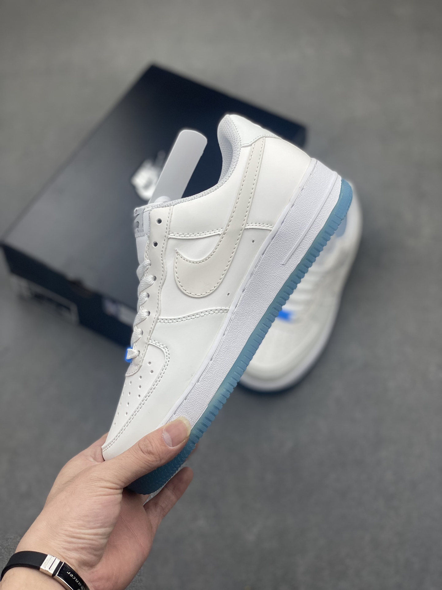 Nike Air Force 1 Low Heat Reactive Chameleon Sneakers 4 i1717005882 6998 2