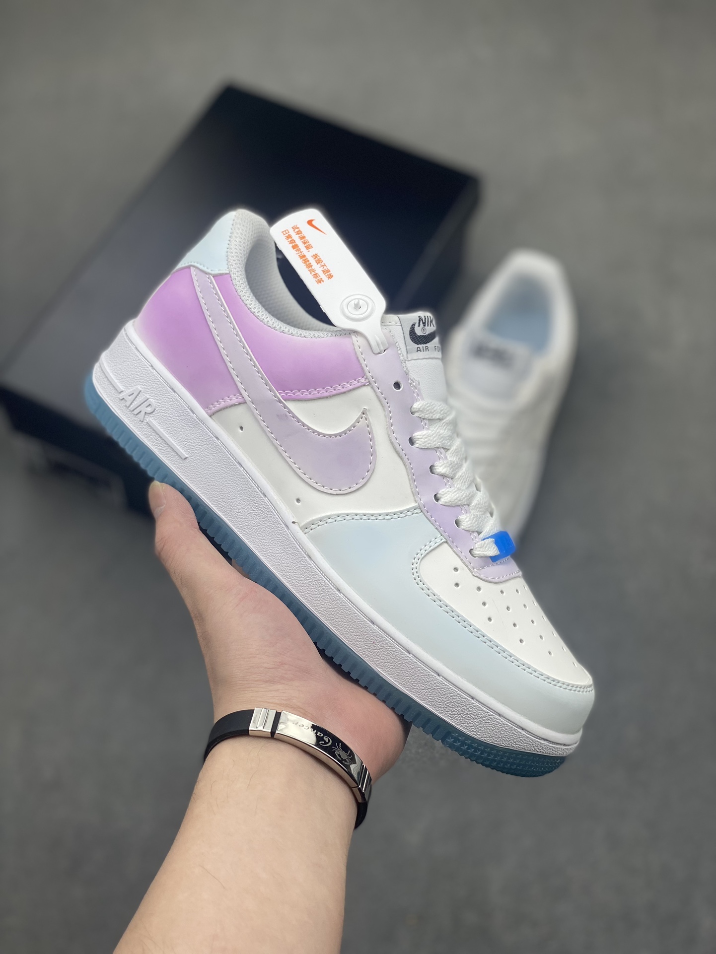 Nike Air Force 1 Low Heat Reactive Chameleon Sneakers 2 i1717005883 438 6