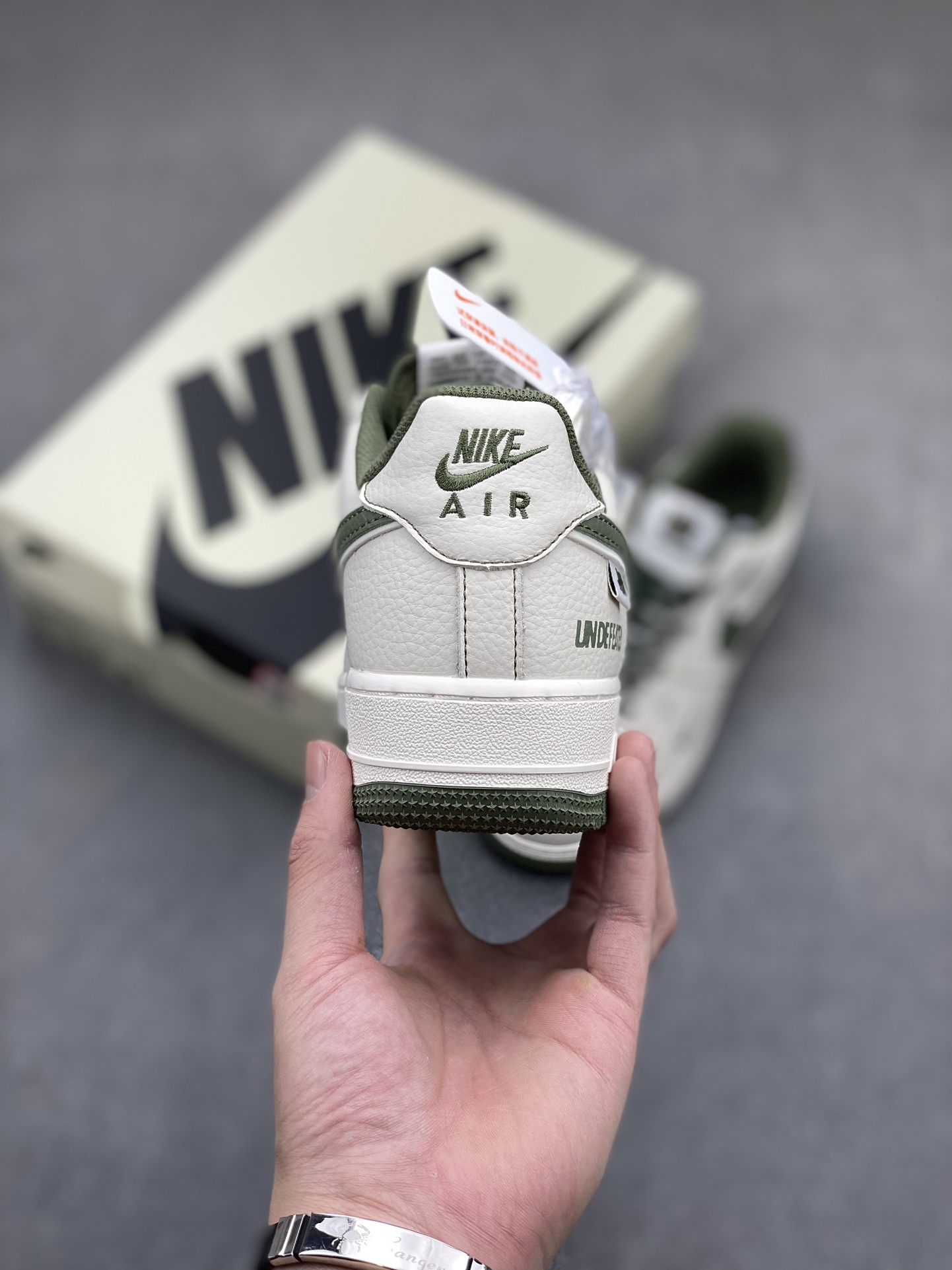 Undefeated x Nike Air Force 1 Low Olive Canvas Sneakers - Limited Edition 5 i1717099460 5713 6