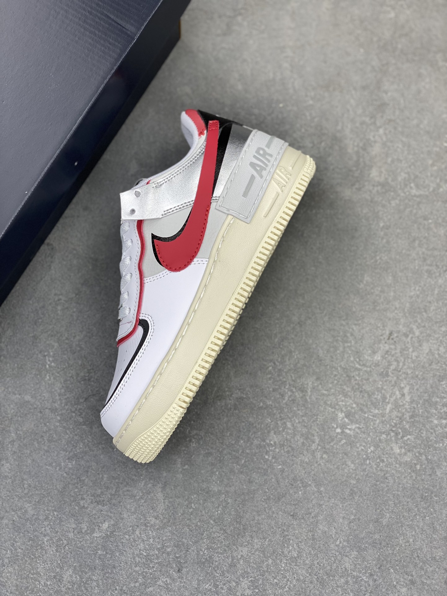 Nike Air Force 1 Shadow Macaron: Stacked Design, Elevated Style, and Lasting Comfort 8 i1717186120 1061 2