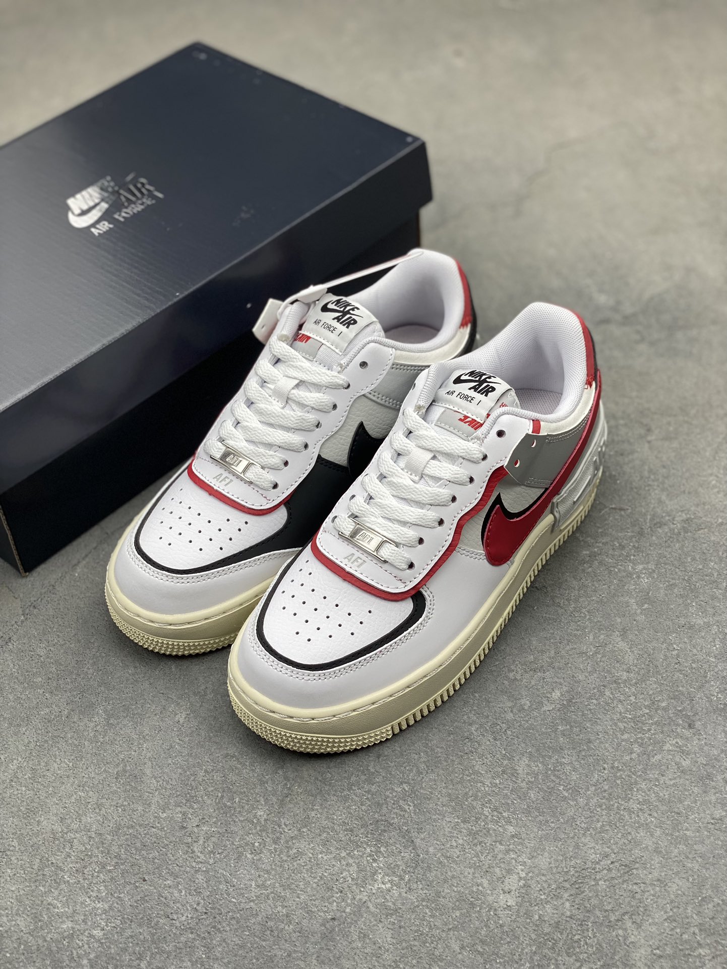 Nike Air Force 1 Shadow Macaron: Stacked Design, Elevated Style, and Lasting Comfort 9 i1717186121 3715 7
