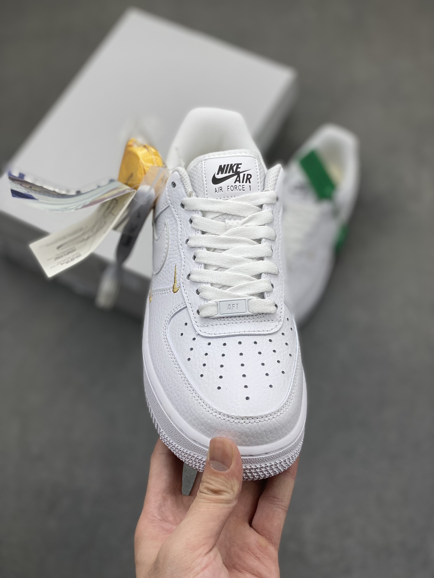Nike Air Force 1 Low White/Gold Sneakers Original Quality - CT1989-100 3 i1717186245 3764 2