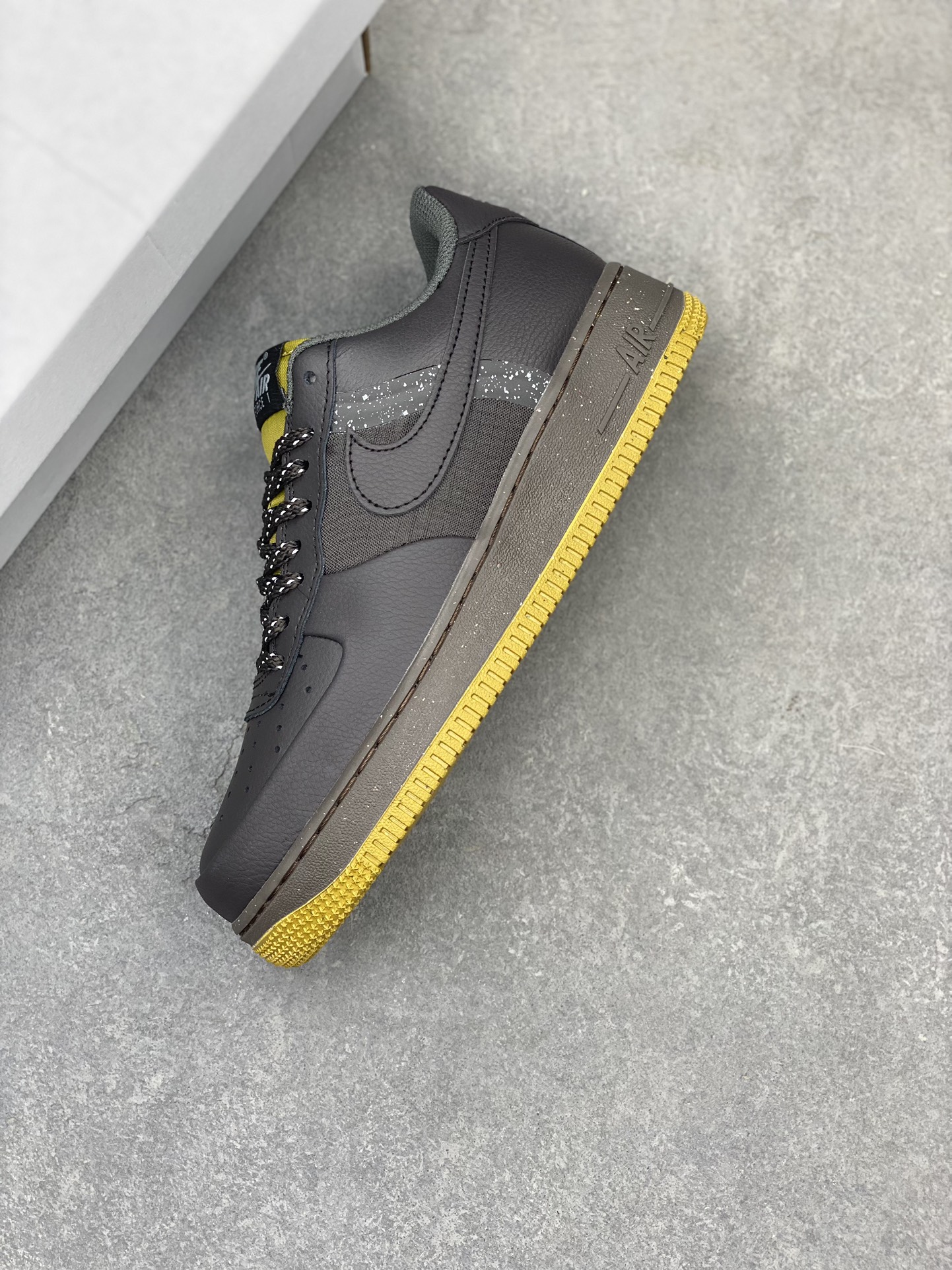 Nike Air Force 1 '07 Low FB8877-001 Gray/Yellow Men's Sneakers 8 i1717270563 4870 0