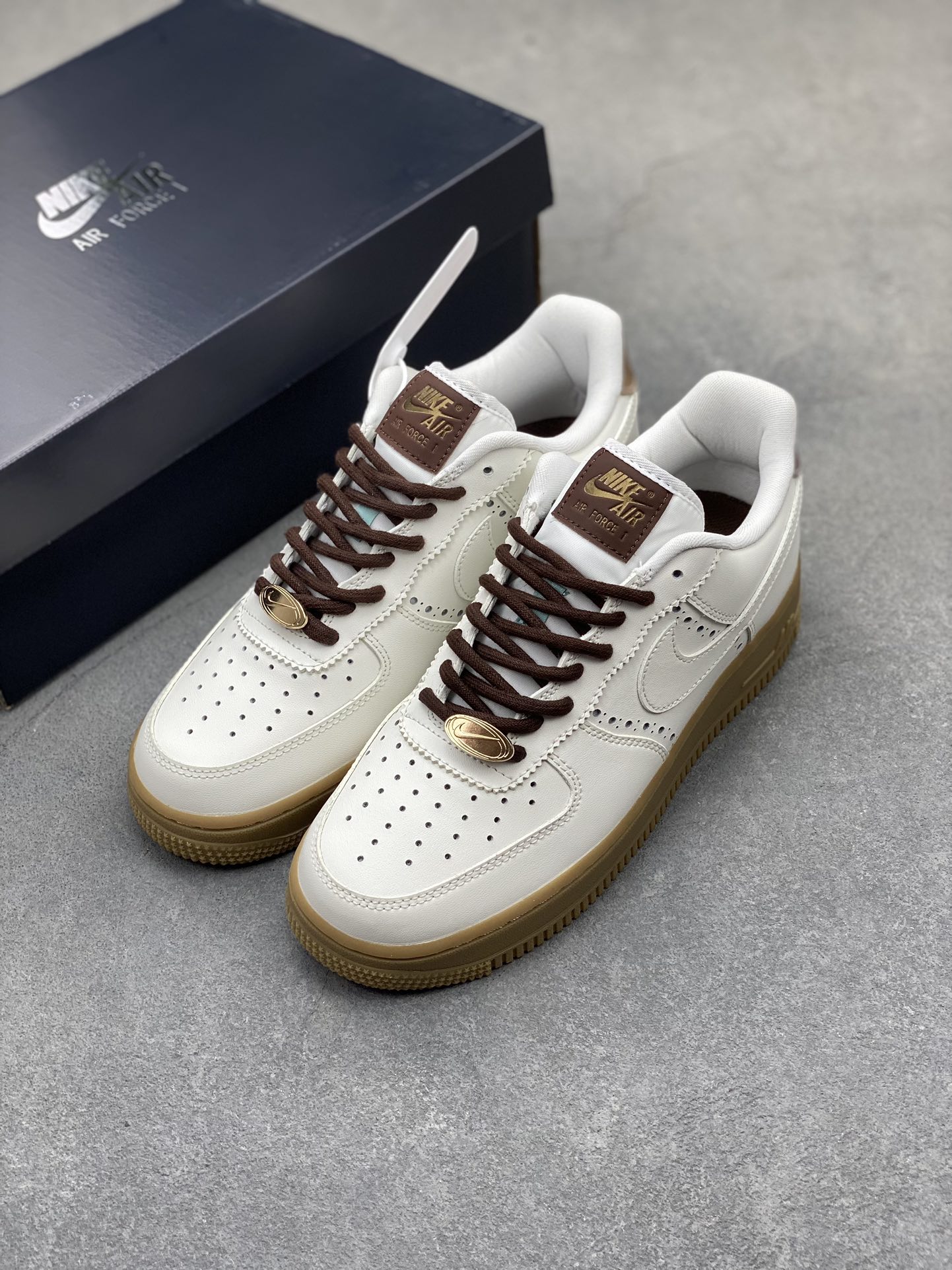 Nike Air Force 1 FV3700-112 White/Brown Athletic Shoes Size 36-45 9 i1717357640 2565 0