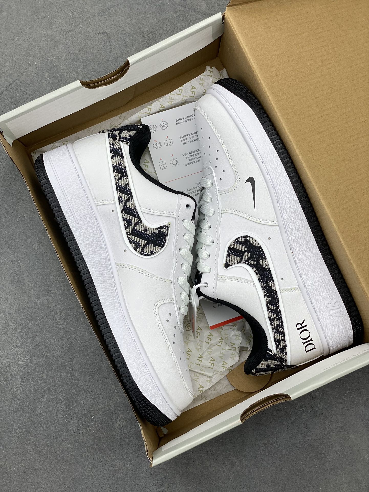 Nike Air Force 1 Low Dior White Black Sneakers DR6239-837 10 i1717357863 9361 5