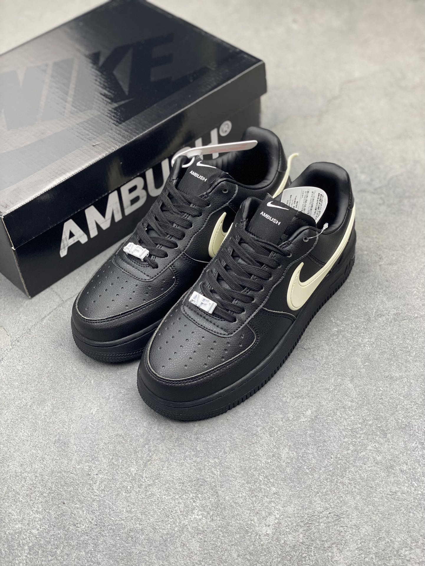 Nike Air Force 1 Low Black and Sail AMBUSH, Versatile Sneakers, DV3464-001 9 i1717447574 2996 6