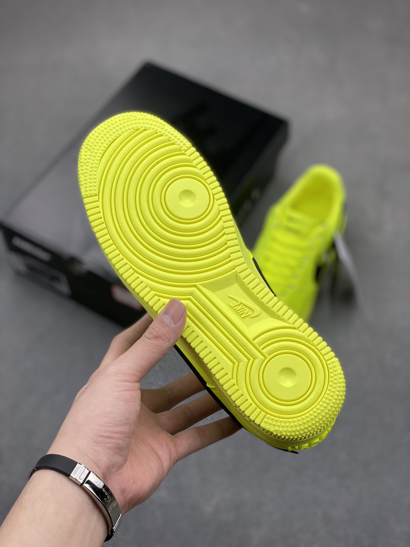 Nike Air Force 1 Low AMBUSH Lime Green Sneakers DV3464-300 7 i1717447608 5431 2