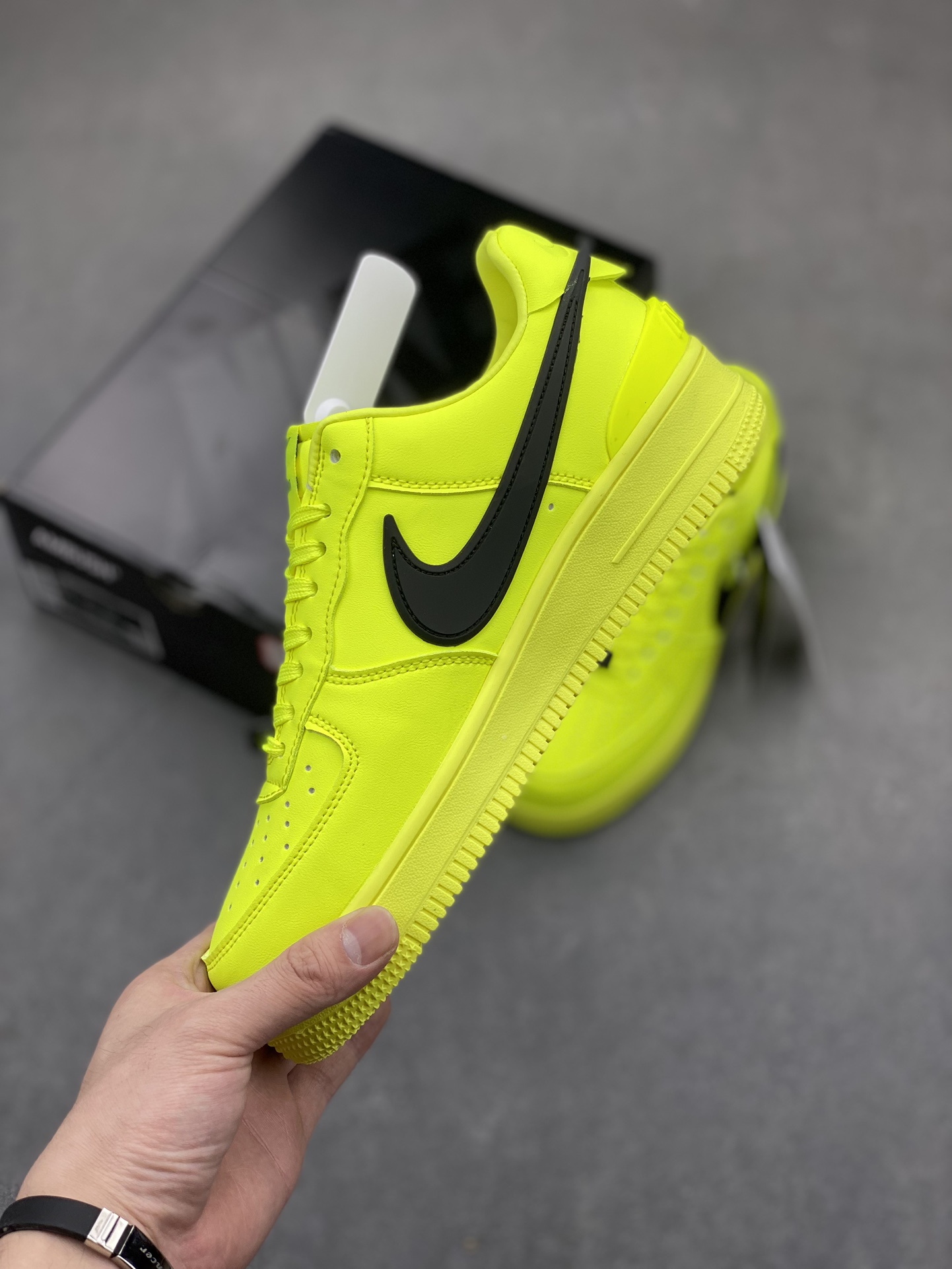 Nike Air Force 1 Low AMBUSH Lime Green Sneakers DV3464-300 4 i1717447608 916 0