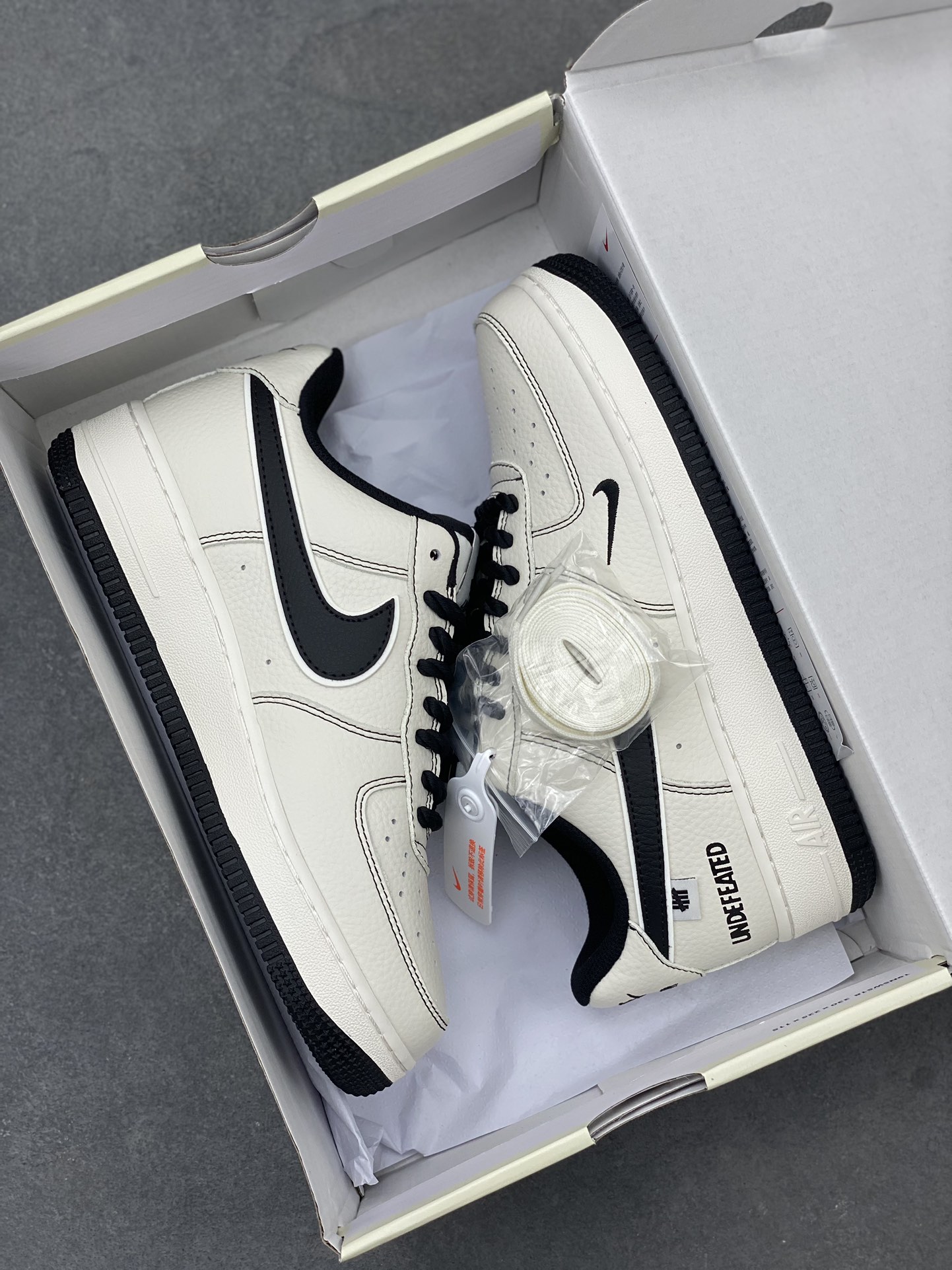 Nike Air Force 1 Low Undefeated Black Sesame - Limited Edition Sneakers 10 i1717530006 458 4