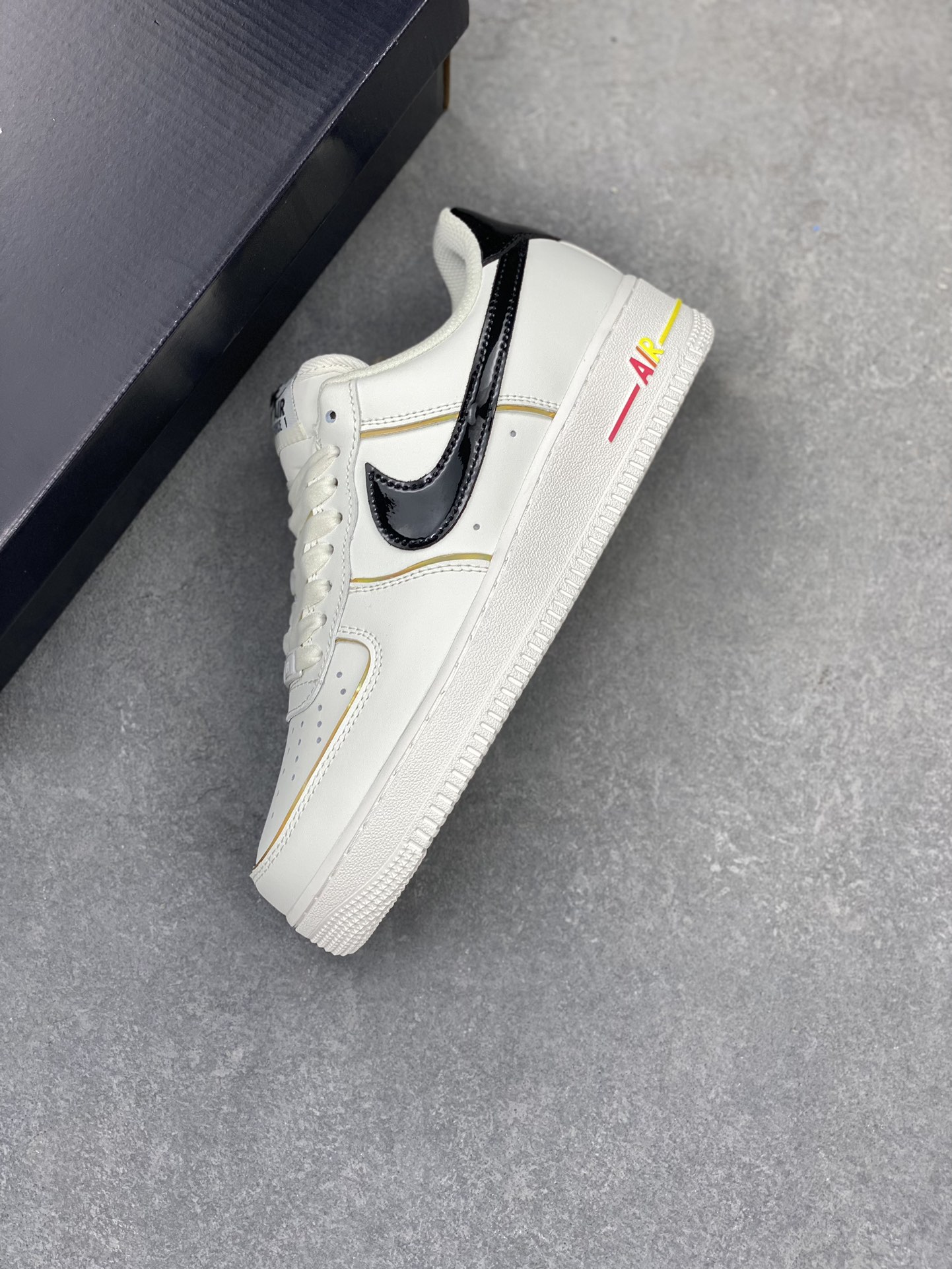 Nike Air Force 1 Low Gold Trim Iridescent Casual Sneakers ZX9856-599 8 i1717530172 6363 8