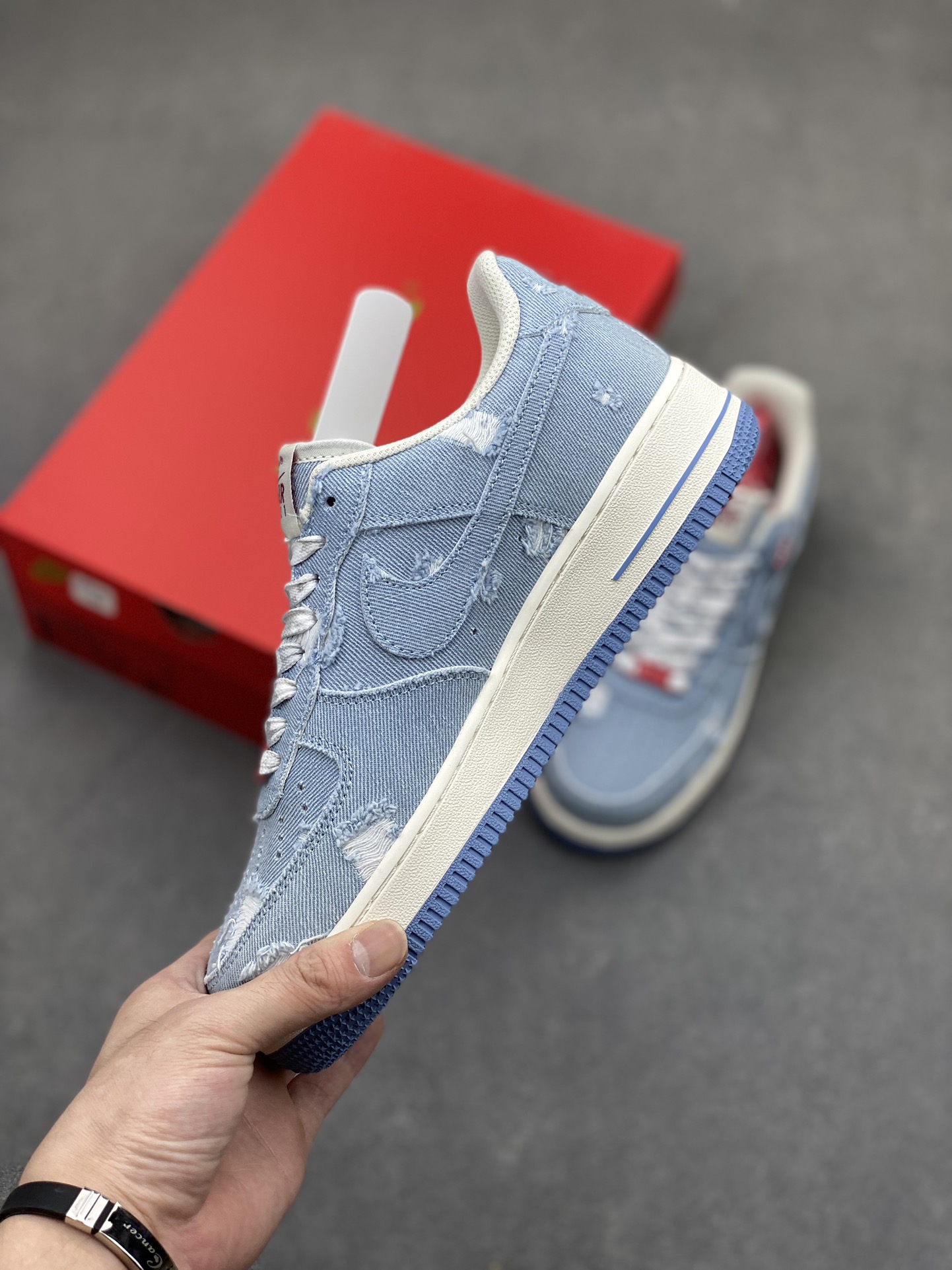 Levi's x Nike Air Force 1 Low Denim Sneakers - Limited Edition 4 i1717618935 7260 4