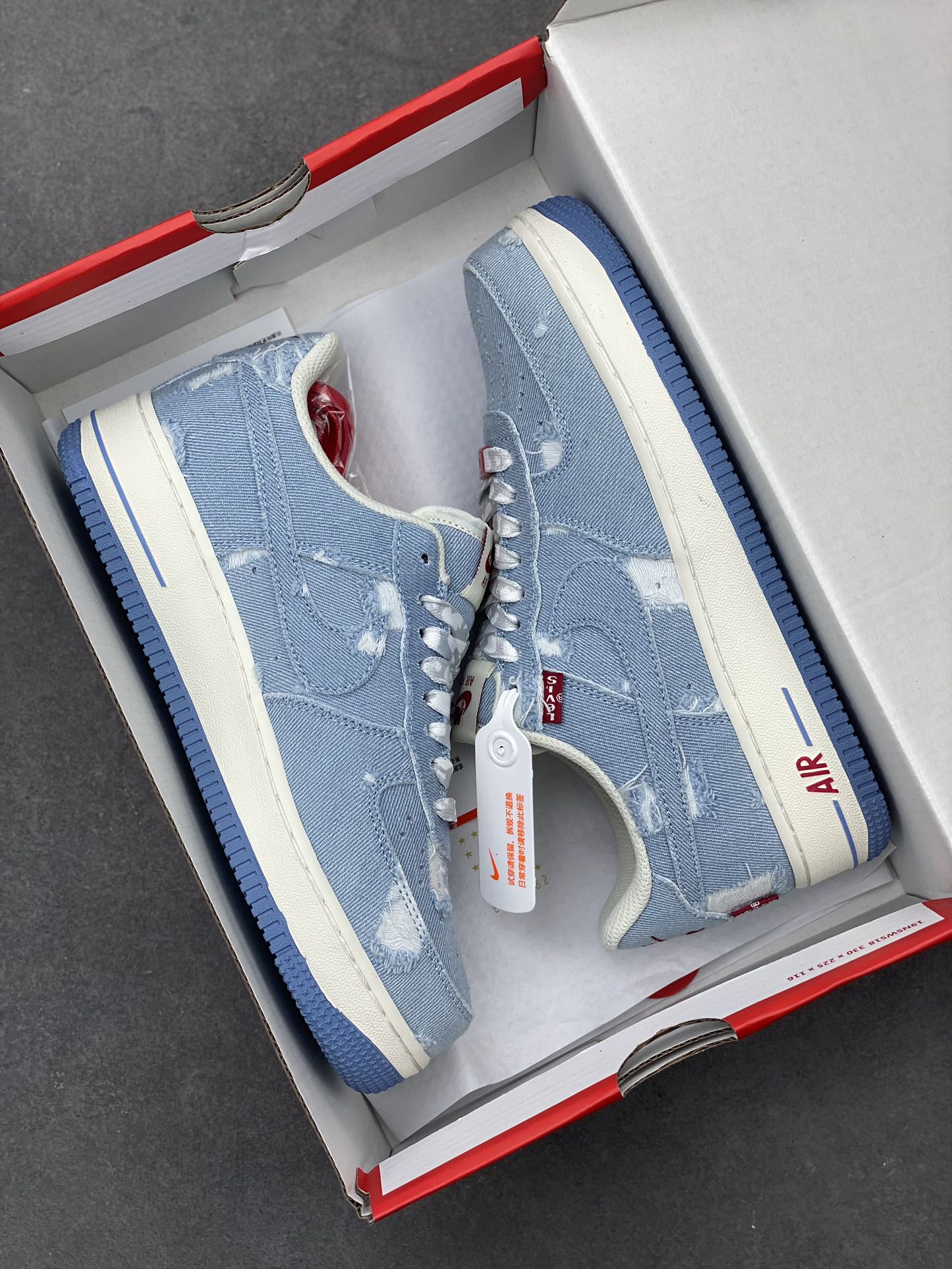Levi's x Nike Air Force 1 Low Denim Sneakers - Limited Edition 10 i1717618935 9963 3