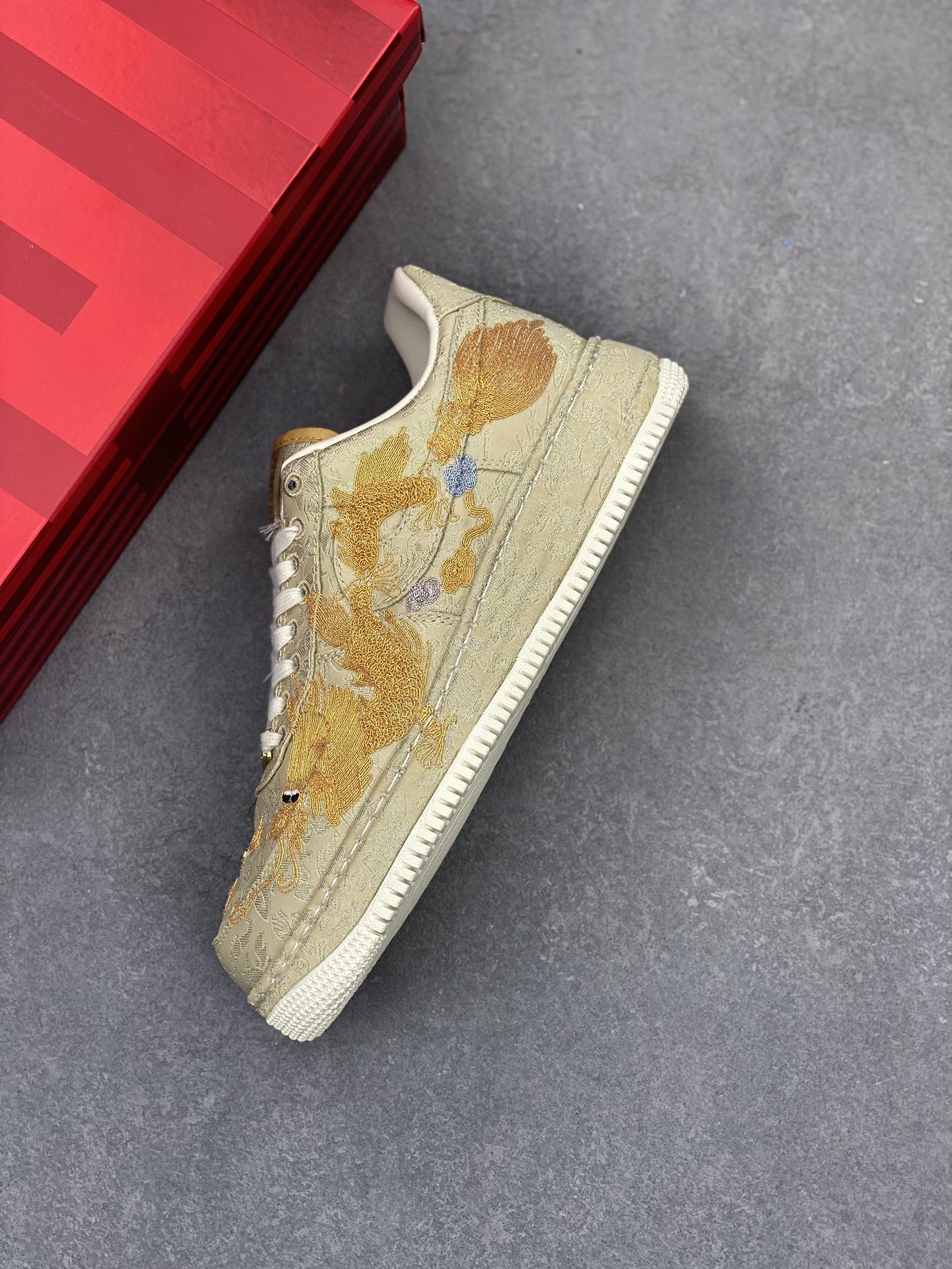 Nike Air Force 1 'XIXI' Dragon & Phoenix Sneakers - Limited Edition 8 i1717619055 5900 1