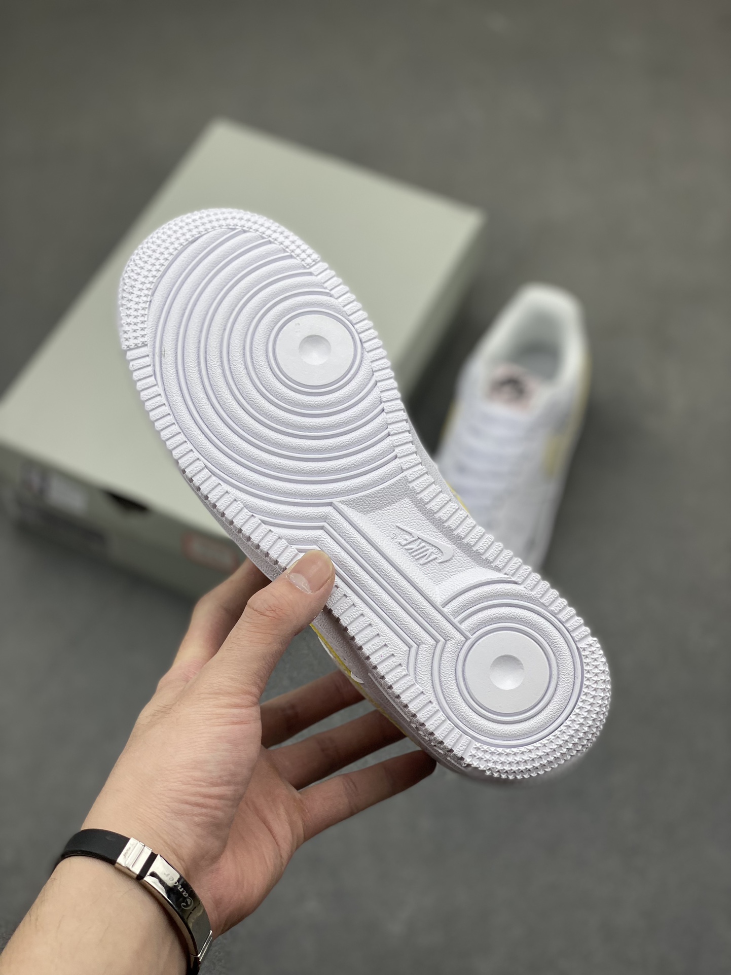 Nike Air Force 1 '07 Low White/Yellow Women's Sneaker HF9992-100 7 i1717619161 1490 0