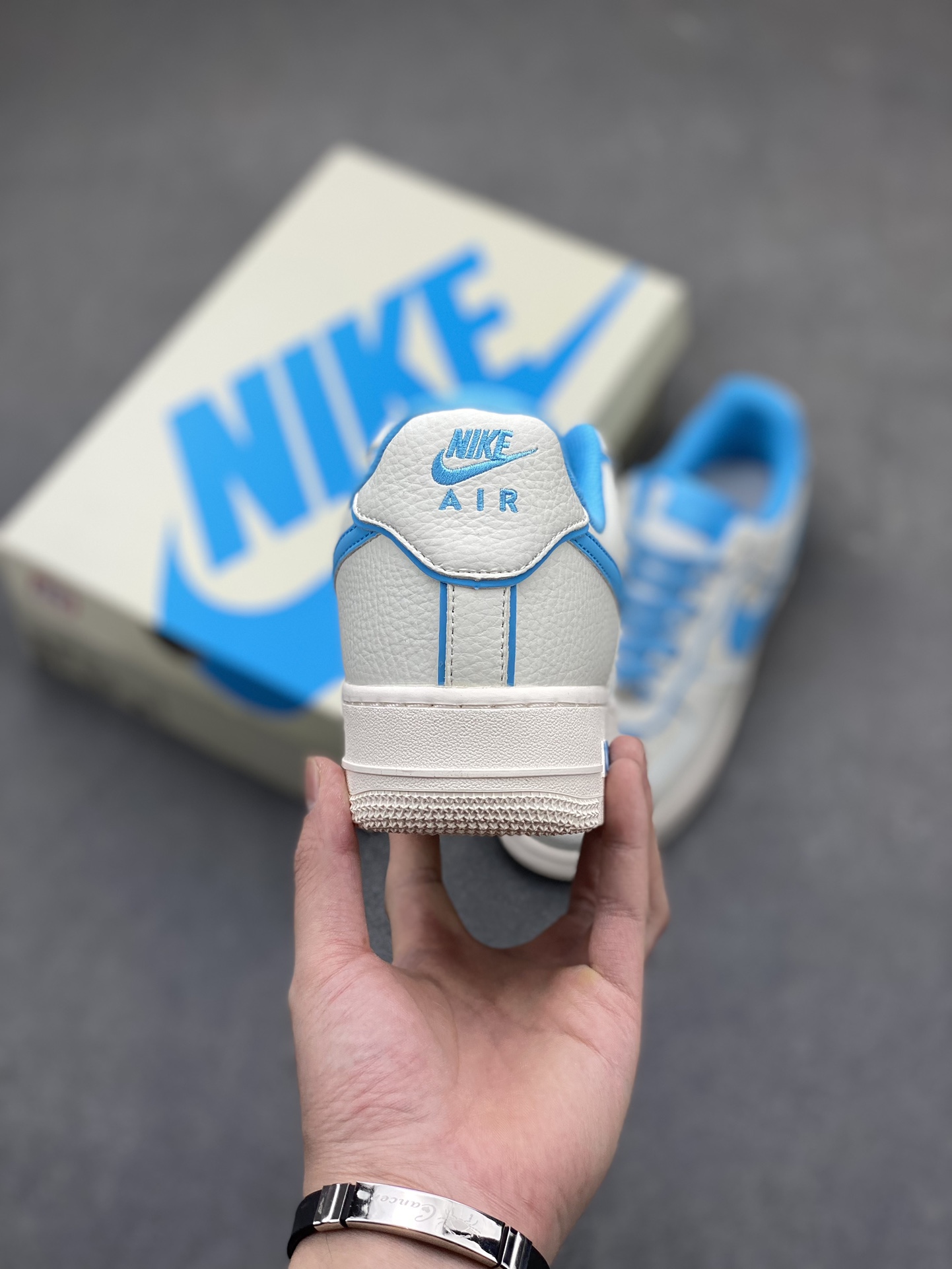Nike Air Force 1 '07 Low White Blue Casual Sneakers UH8958-066 5 i1717704372 485 1