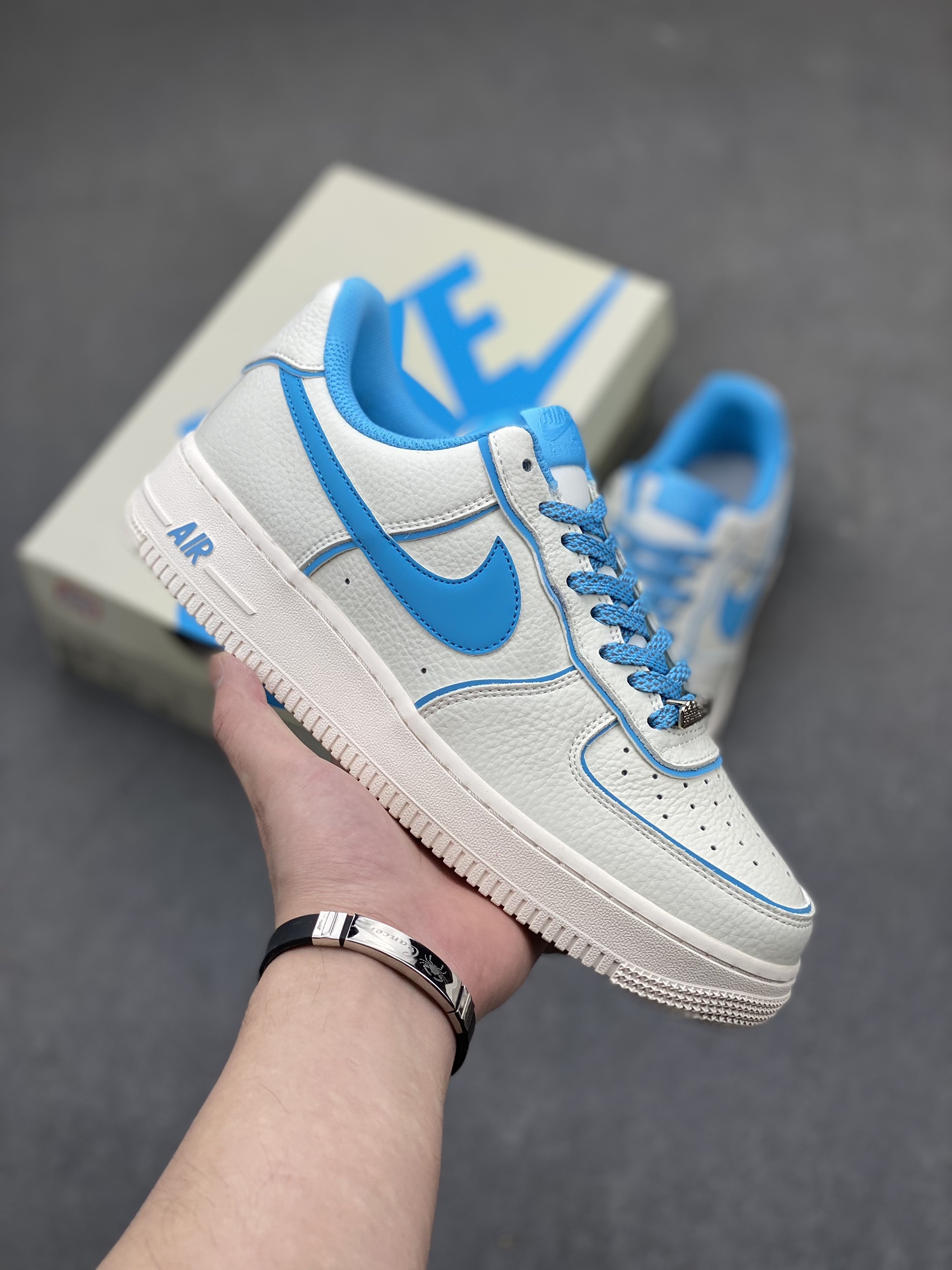 Nike Air Force 1 '07 Low White Blue Casual Sneakers UH8958-066 2 i1717704373 4101 7