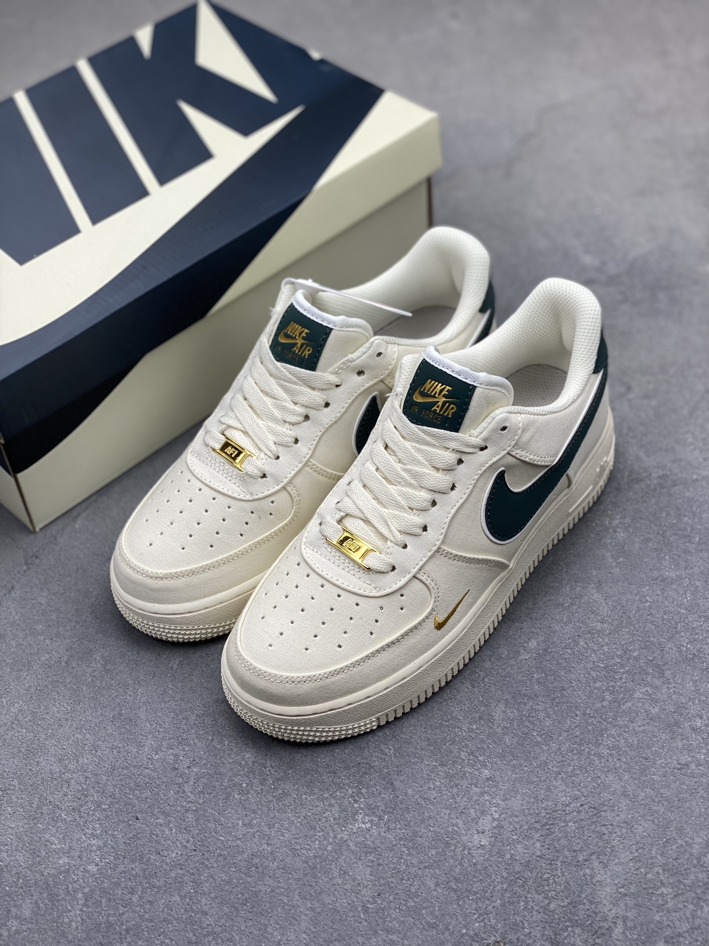 Nike Air Force 1 '07 Low Olive Canvas Sneakers MN5696-309 9 i1717704449 7822 0