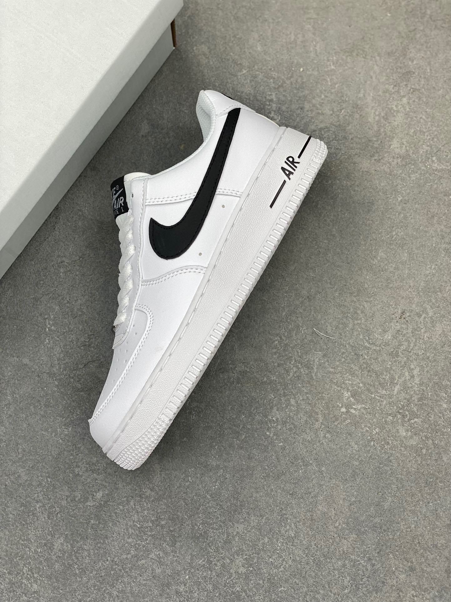 Nike Air Force 1 Low White Black, Classic Style and Comfortable for Daily Wear 8 i1717750856 3107 7