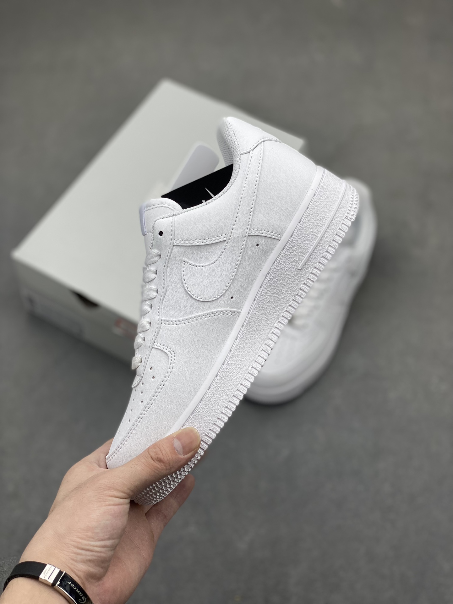 Nike Air Force 1 Low White/White/Crimson Sneakers CW2288-111 4 i1717778388 3123 3