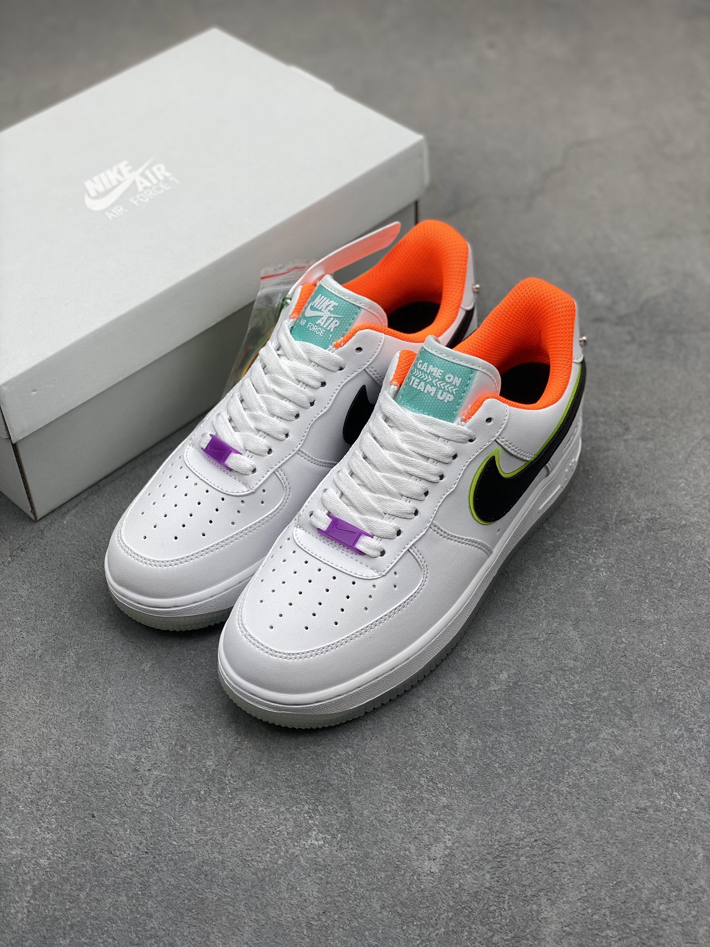 Nike Air Force 1 Low Retro Sneakers White DO2333-101 Fashion Sneakers 9 i1717778423 6438 5