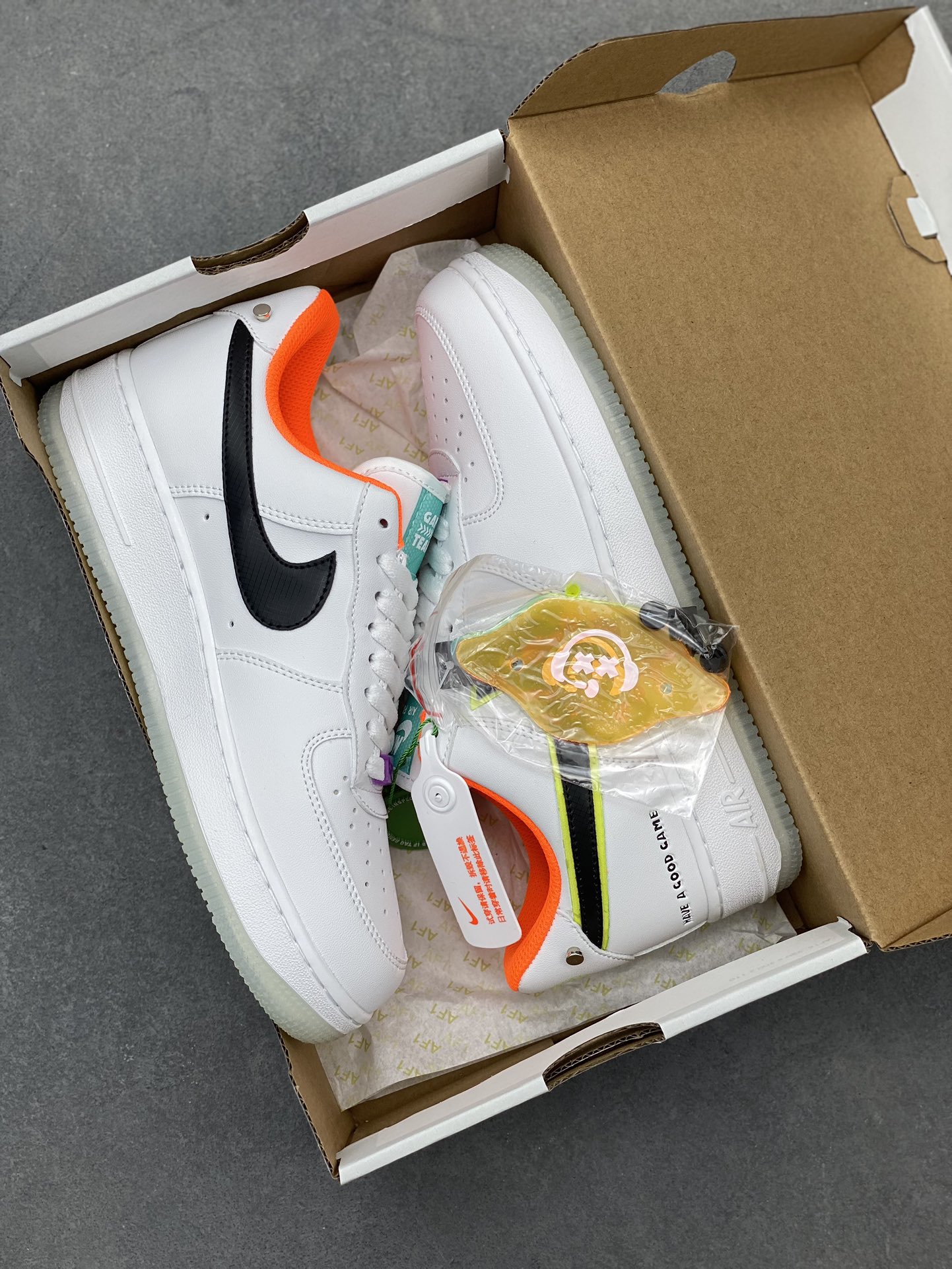 Nike Air Force 1 Low Retro Sneakers White DO2333-101 Fashion Sneakers 10 i1717778423 8852 7
