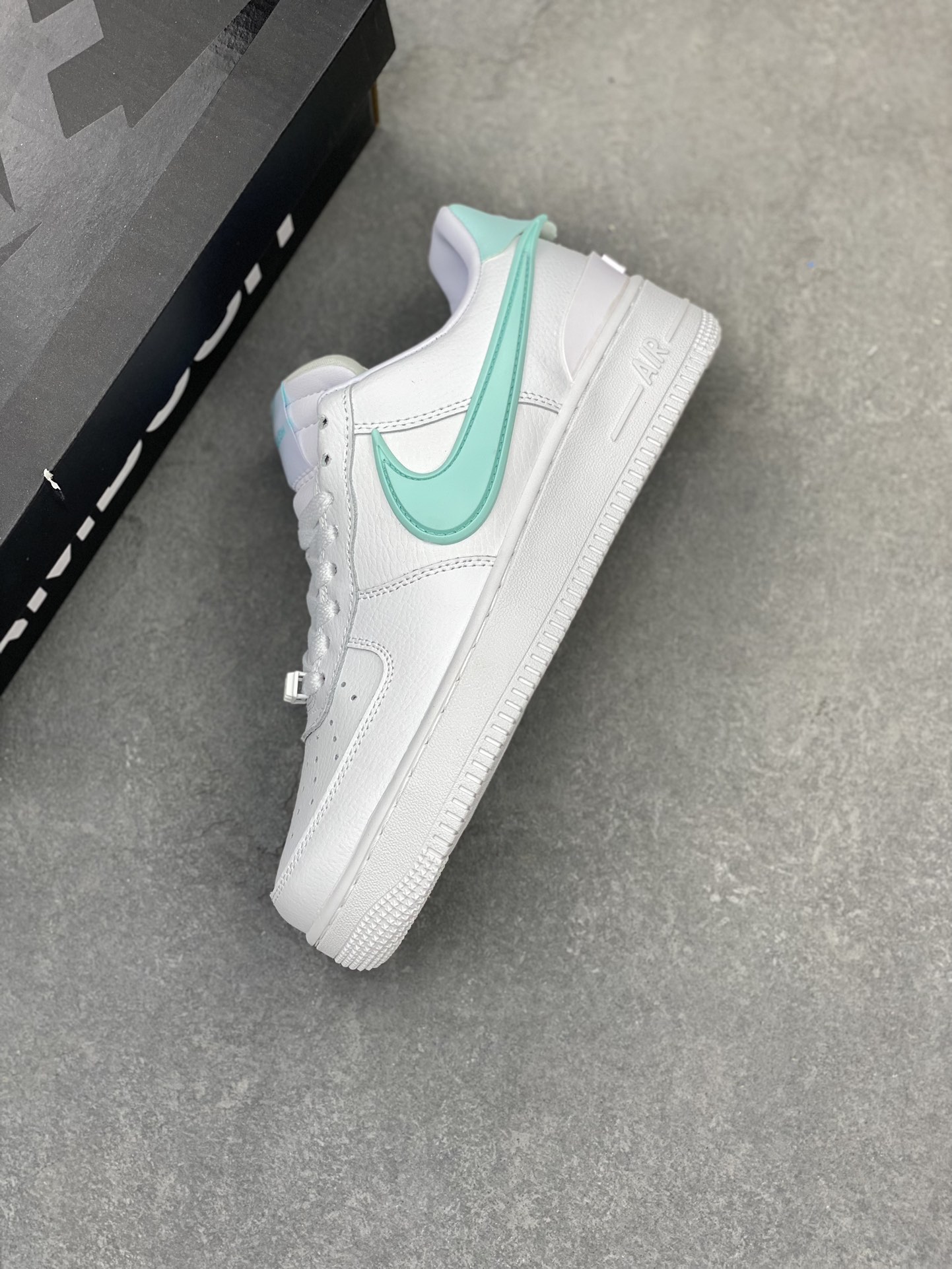 Nike Air Force 1 '07 Low White Mint Foam Casual Sneakers DV3464-003 7 i1717914026 3367 4