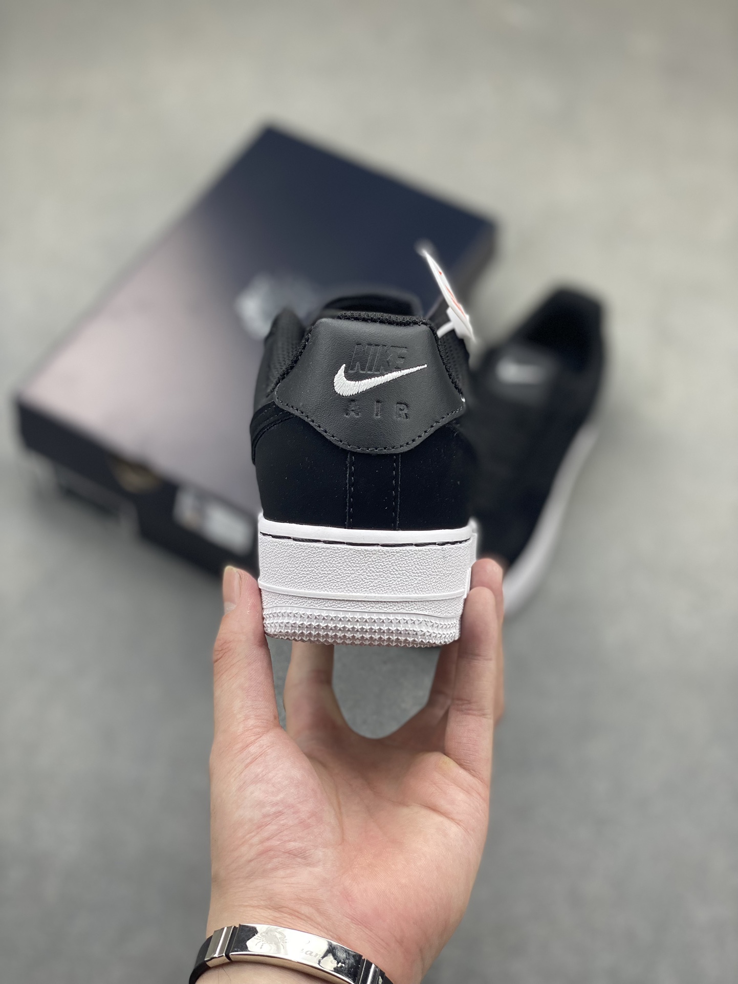 Nike Air Force 1 Low '07 Black/White - Iconic Style & Comfort Sneakers 5 i1718134059 2568 0
