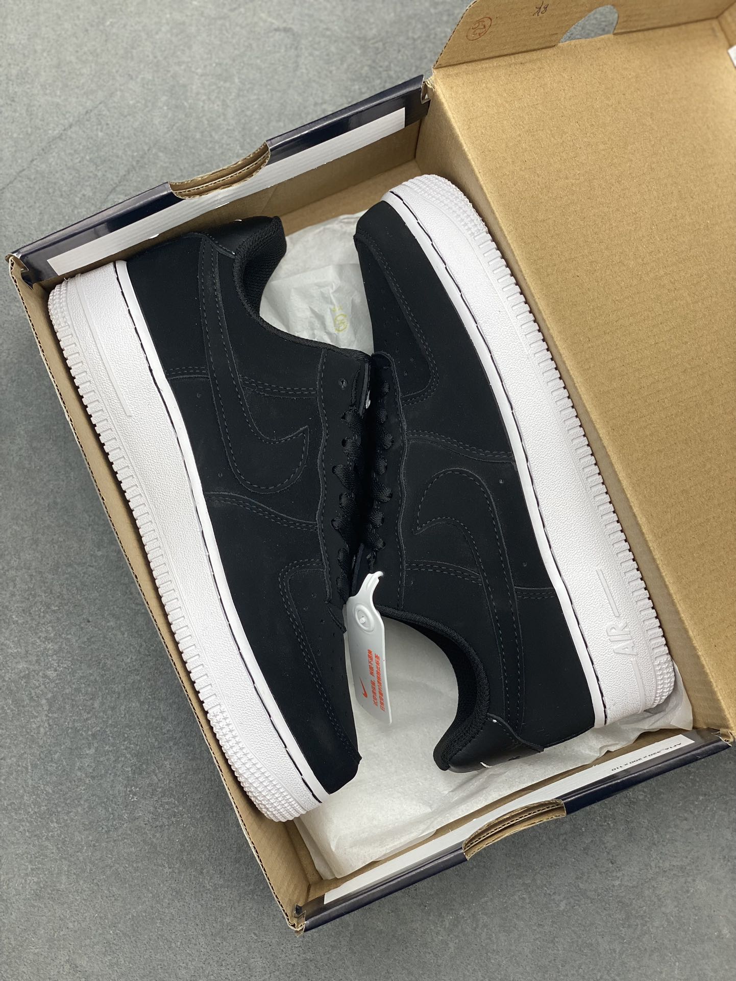 Nike Air Force 1 Low '07 Black/White - Iconic Style & Comfort Sneakers 10 i1718134060 1349 2