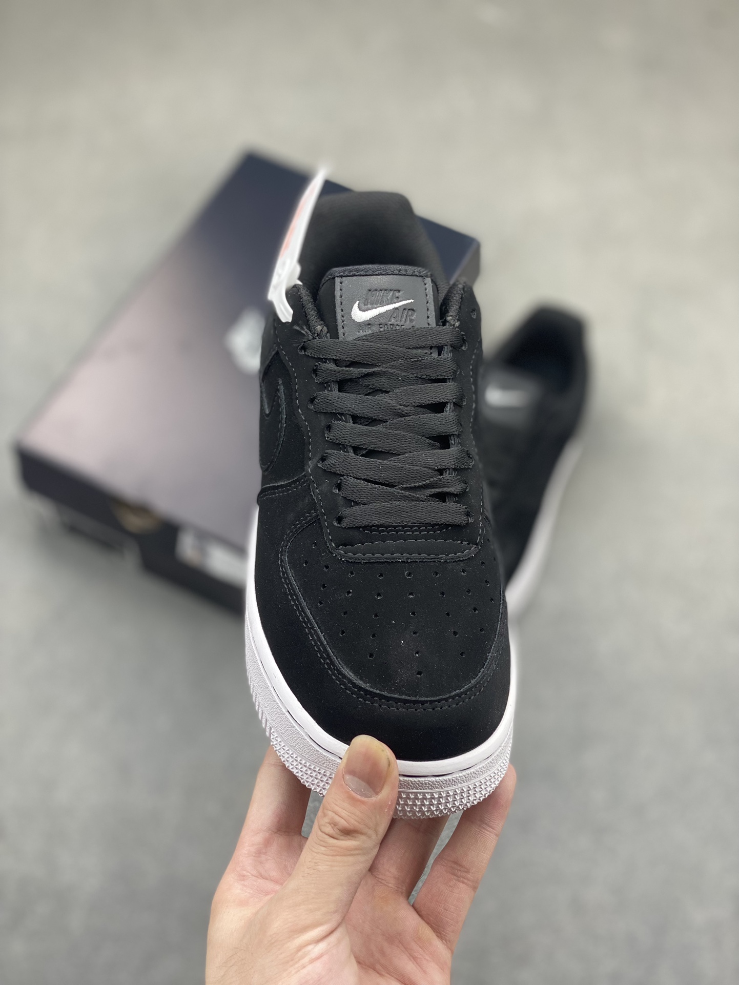Nike Air Force 1 Low '07 Black/White - Iconic Style & Comfort Sneakers 3 i1718134060 9665 4