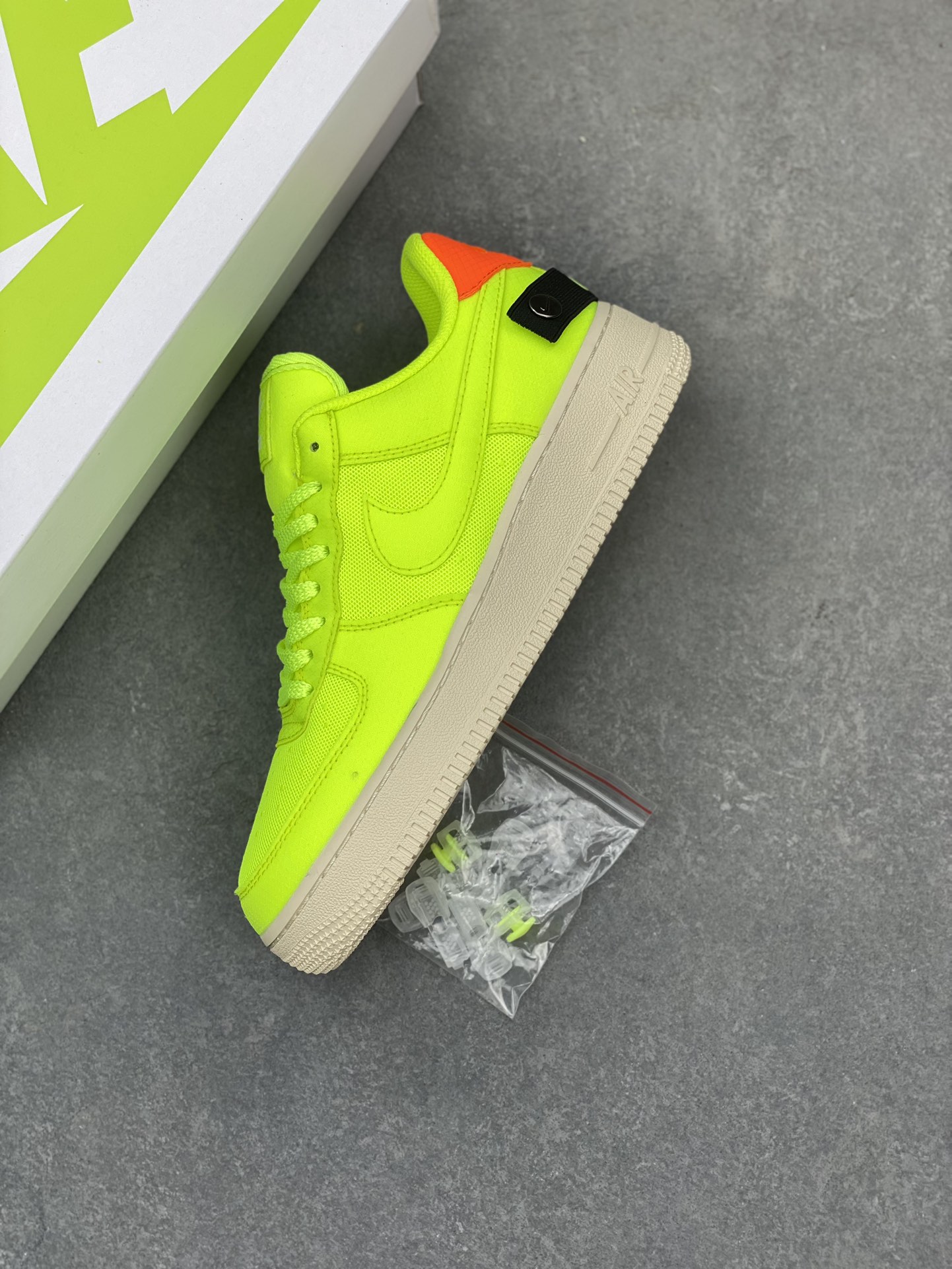 Nike Air Force 1 Low Mesh Green Casual Sneakers AO4606-701 8 i1718223513 235 6