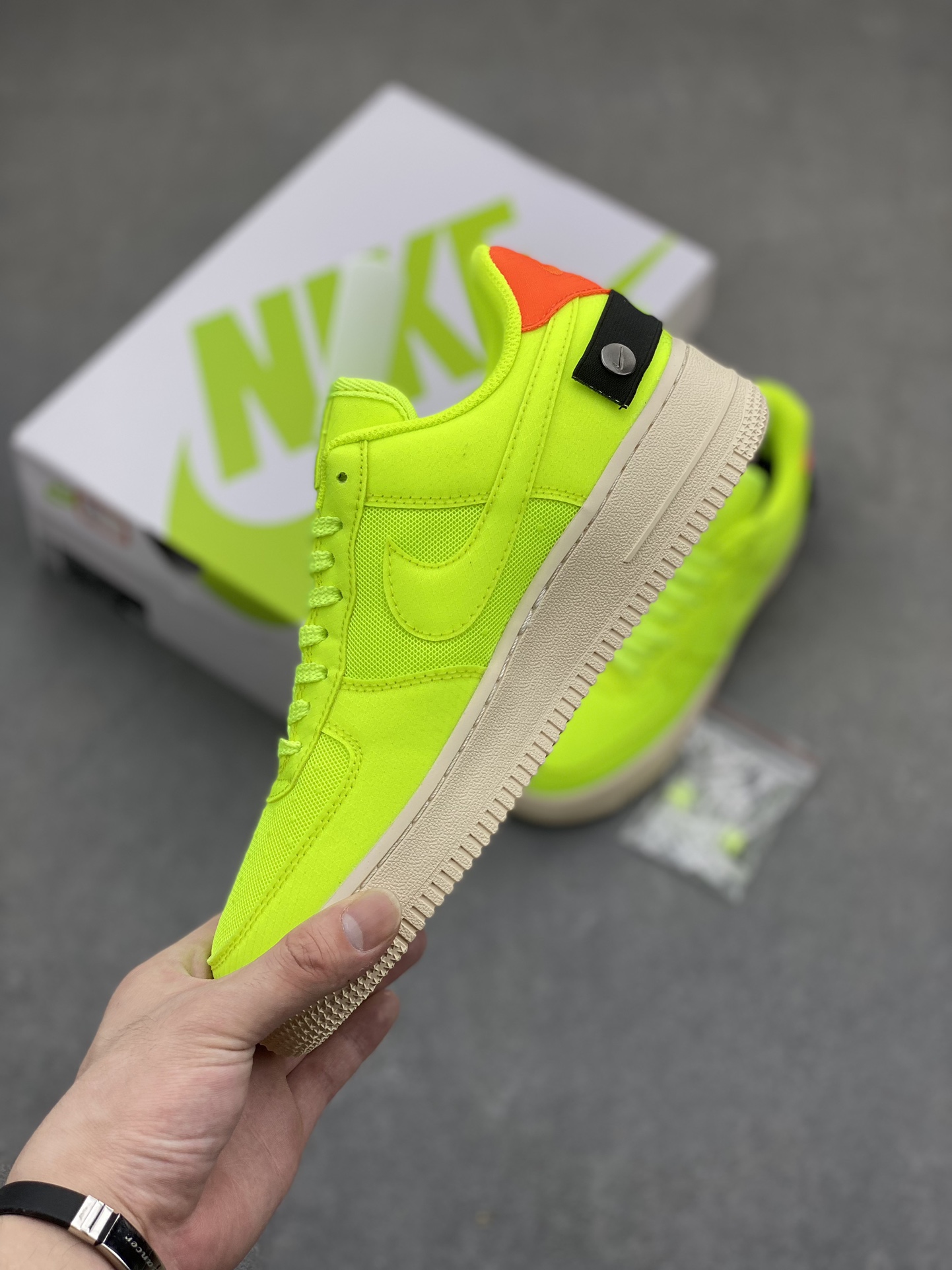 Nike Air Force 1 Low Mesh Green Casual Sneakers AO4606-701 4 i1718223513 2627 0