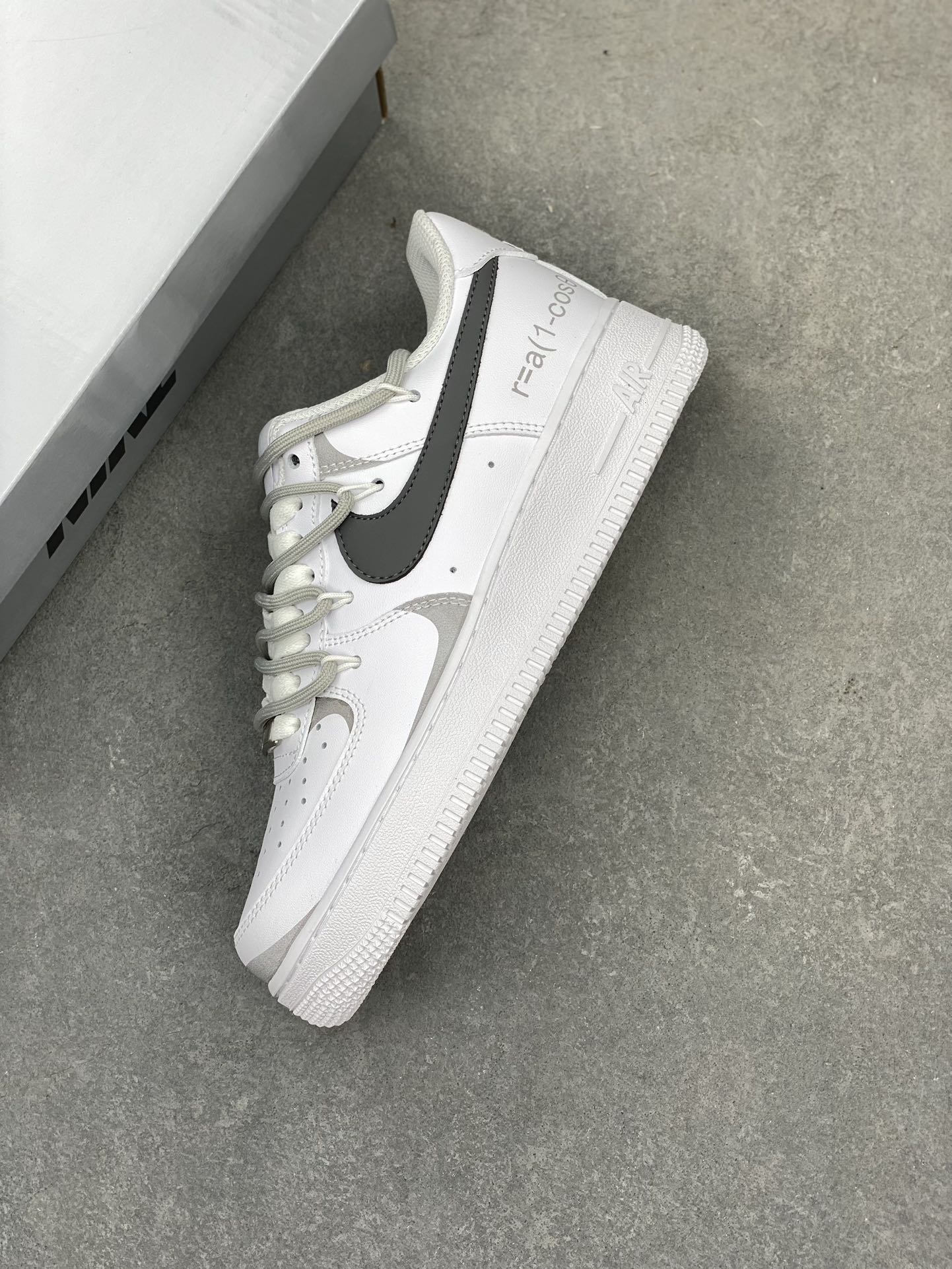 Nike Air Force 1 Low '07 Custom White/Gray Casual Sneakers 8 i1718223596 1288 5