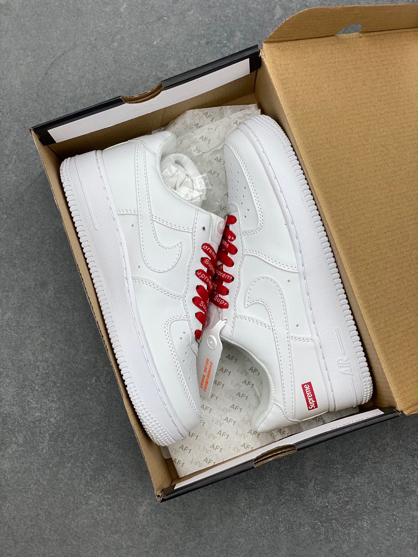 Nike Air Force 1 Low x Supreme White CU9225-100 Sneakers 10 i1718224283 4511 5
