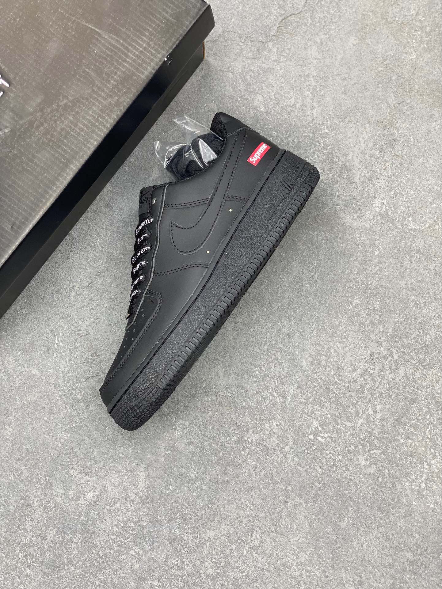 Nike Air Force 1 Low Black Supreme Sneakers CW2288-111 - Limited Edition 8 i1718224301 3040 4