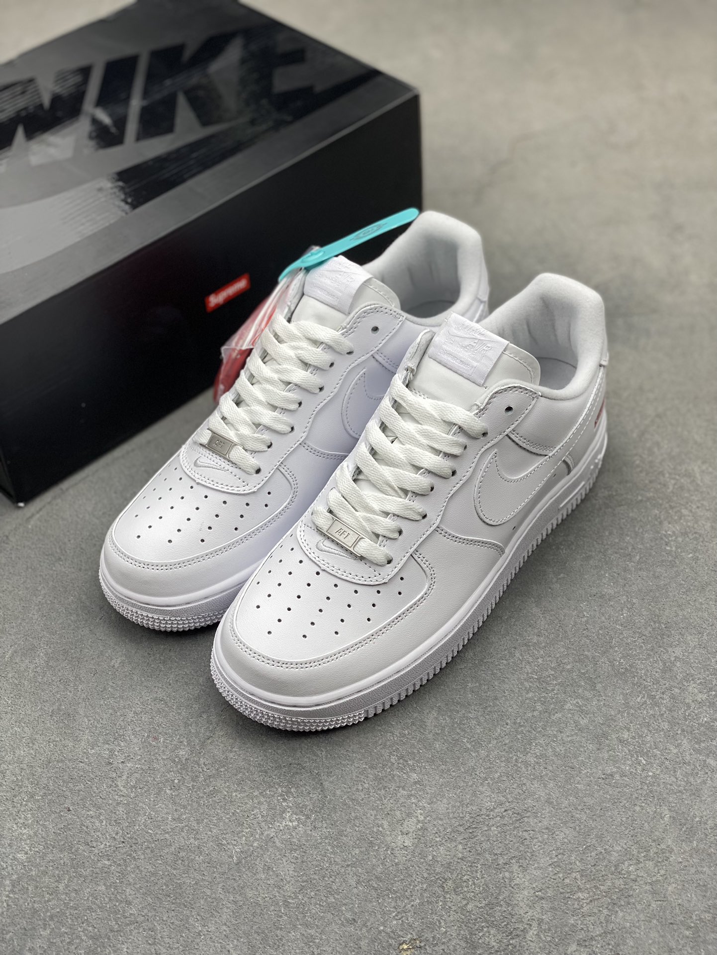 Nike Air Force 1 Low Supreme White CU9225-100 Lifetime Warranty 9 i1718389184 5347 4