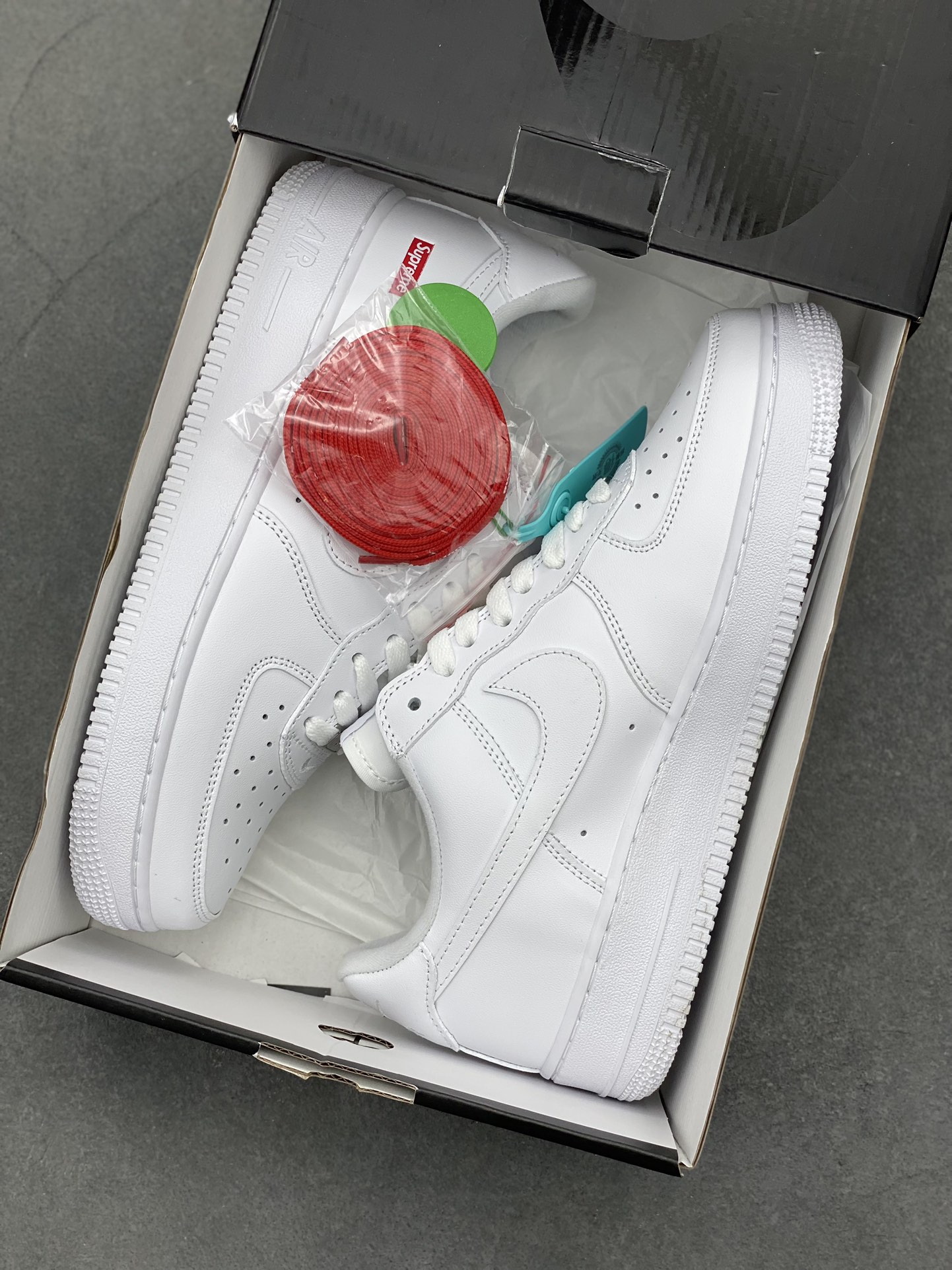Nike Air Force 1 Low Supreme White CU9225-100 Lifetime Warranty 10 i1718389184 5379 5