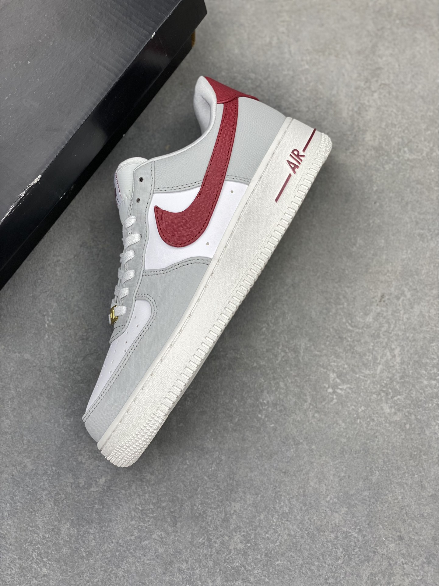 Nike Air Force 1 Low Casual Sneakers - Style & Comfort Combined 8 i1718389525 6741 2