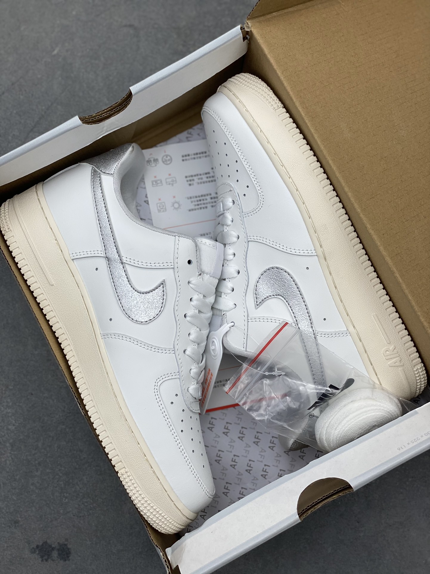 Nike Air Force 1 Low White/Silver Casual Sneakers - Full Air Cushion 10 i1718476950 1253 4