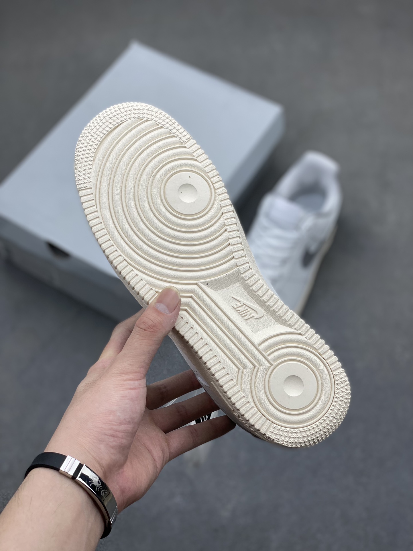 Nike Air Force 1 Low White/Silver Casual Sneakers - Full Air Cushion 7 i1718476951 7127 6