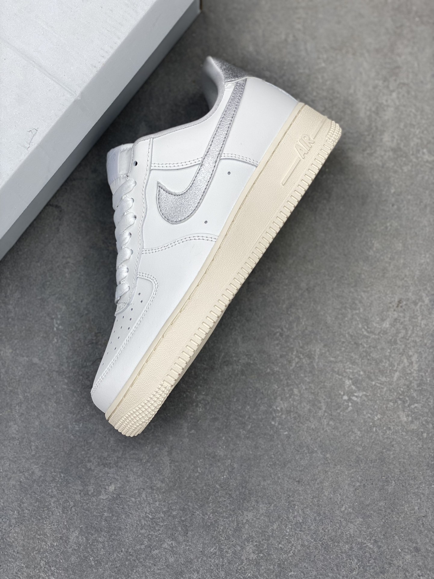 Nike Air Force 1 Low White/Silver Casual Sneakers - Full Air Cushion 8 i1718476951 8953 7