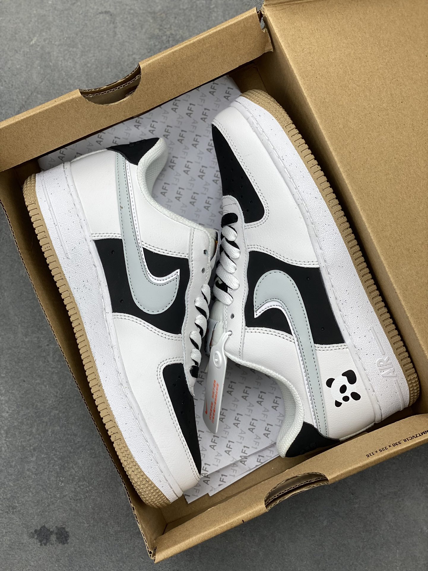Nike Air Force 1 Low Panda: Full-Cushion Comfort, Original Design Sneakers 10 i1718476976 224 3
